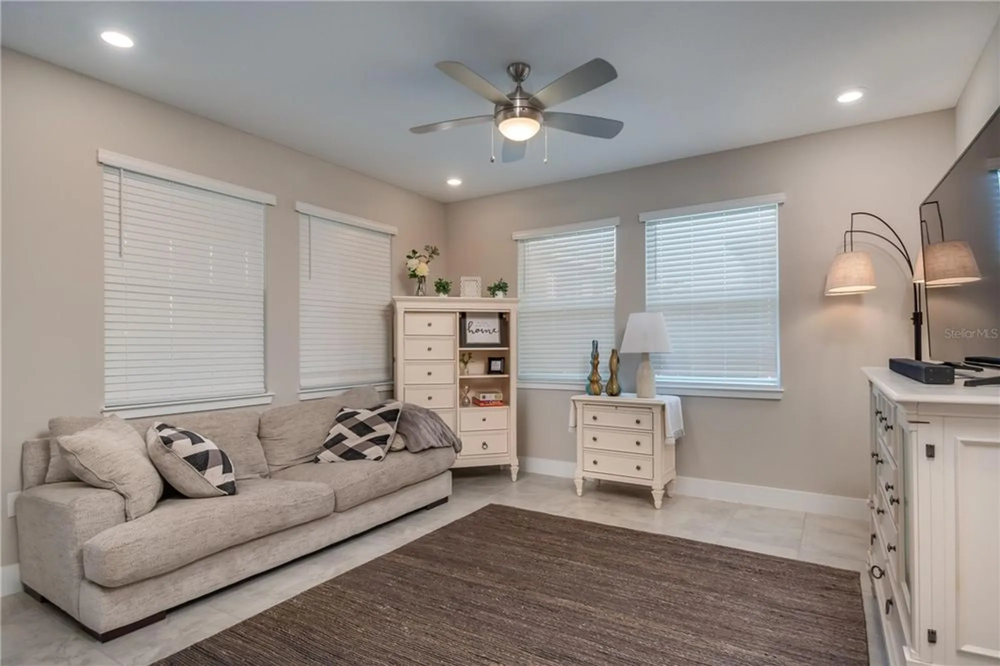 Property Slideshow image 8 of 26 | 5333 nw 33rd pl, Ocala, FL, 34482