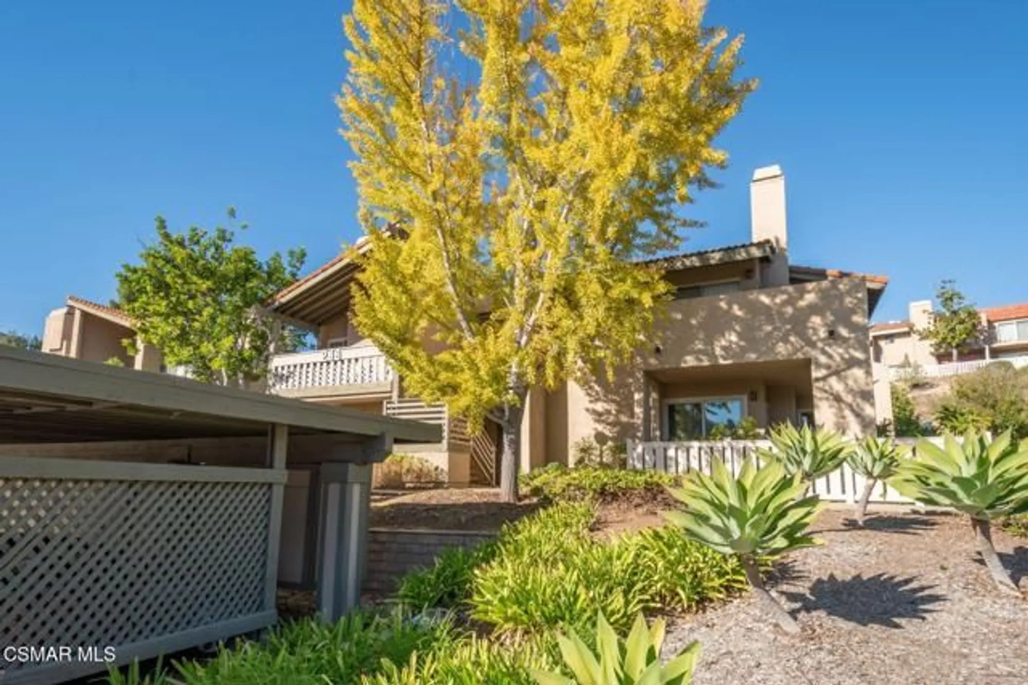 Property Slideshow image 14 of 19 | 248 oakleaf dr 107, Thousand Oaks, CA, 91360