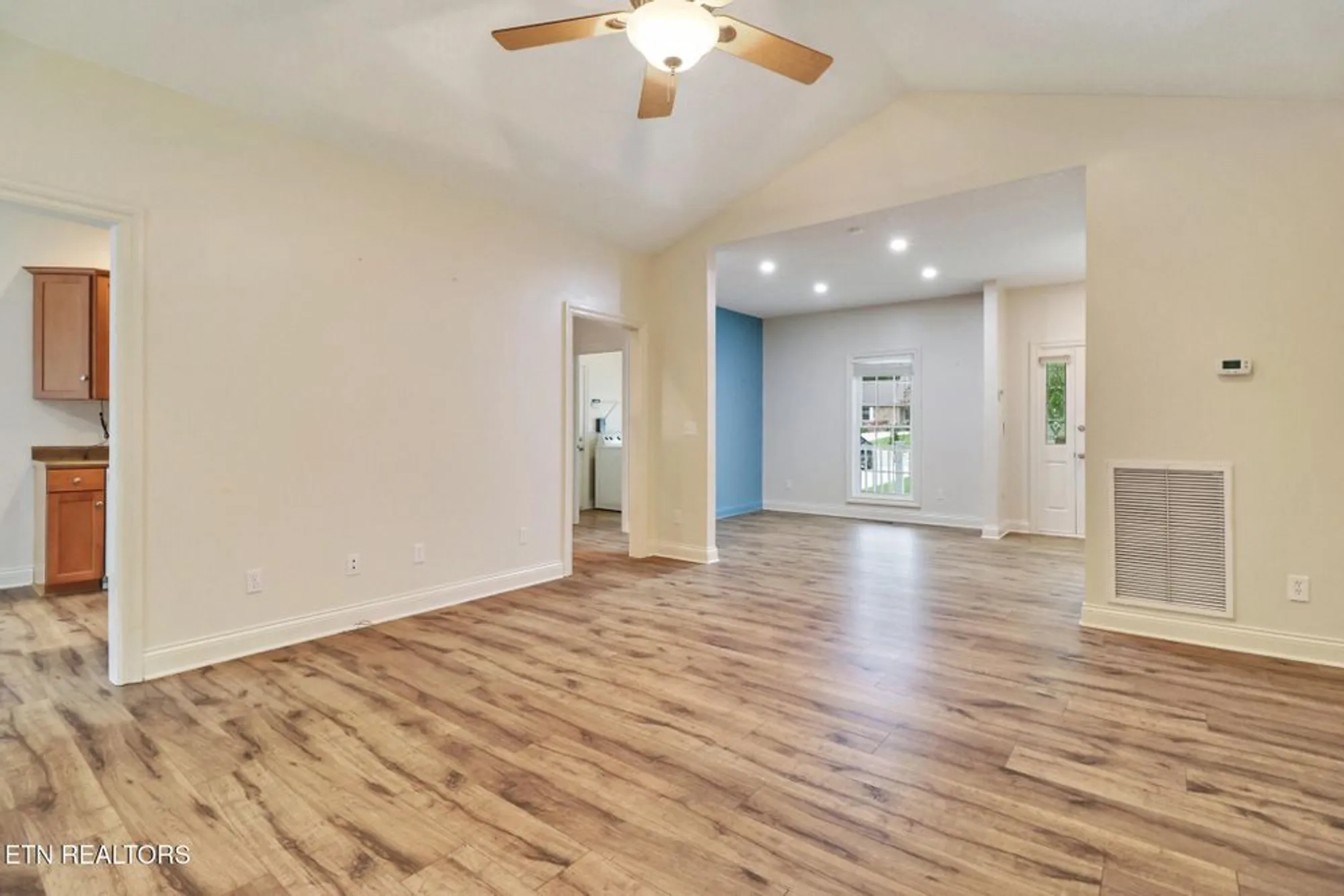 Property Slideshow image 15 of 30 | 613 westchester dr, Crossville, TN, 38558