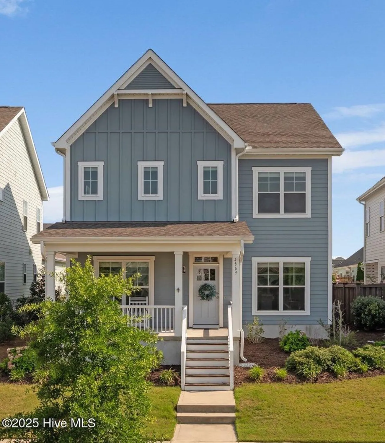 Property Slideshow image 1 of 63 | 4563 old towne st, Wilmington, NC, 28412