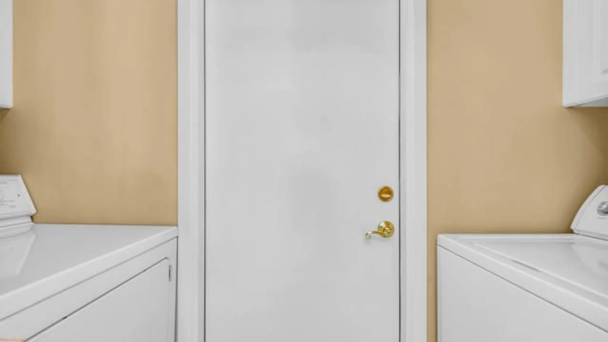 Property Slideshow image 9 of 48 | 38608 bent palm dr, Palm Desert, CA, 92211