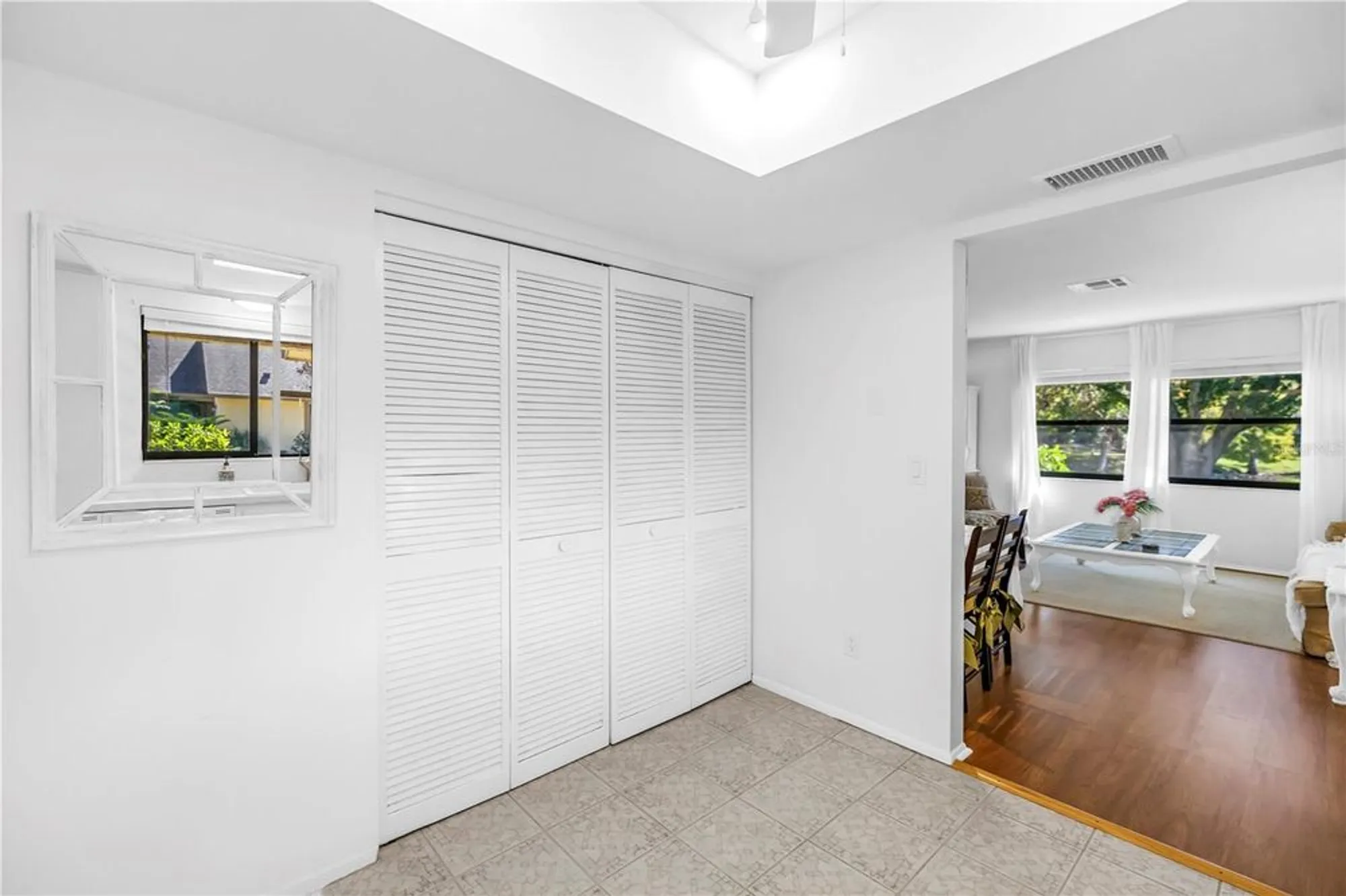 Property Slideshow image 7 of 52 | 2585 bay berry dr 43d, Clearwater, FL, 33763