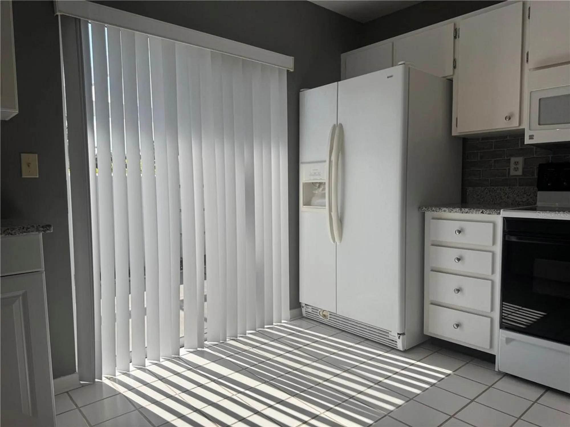 Property Slideshow image 8 of 39 | 266 cerromar way 55, Venice, FL, 34293