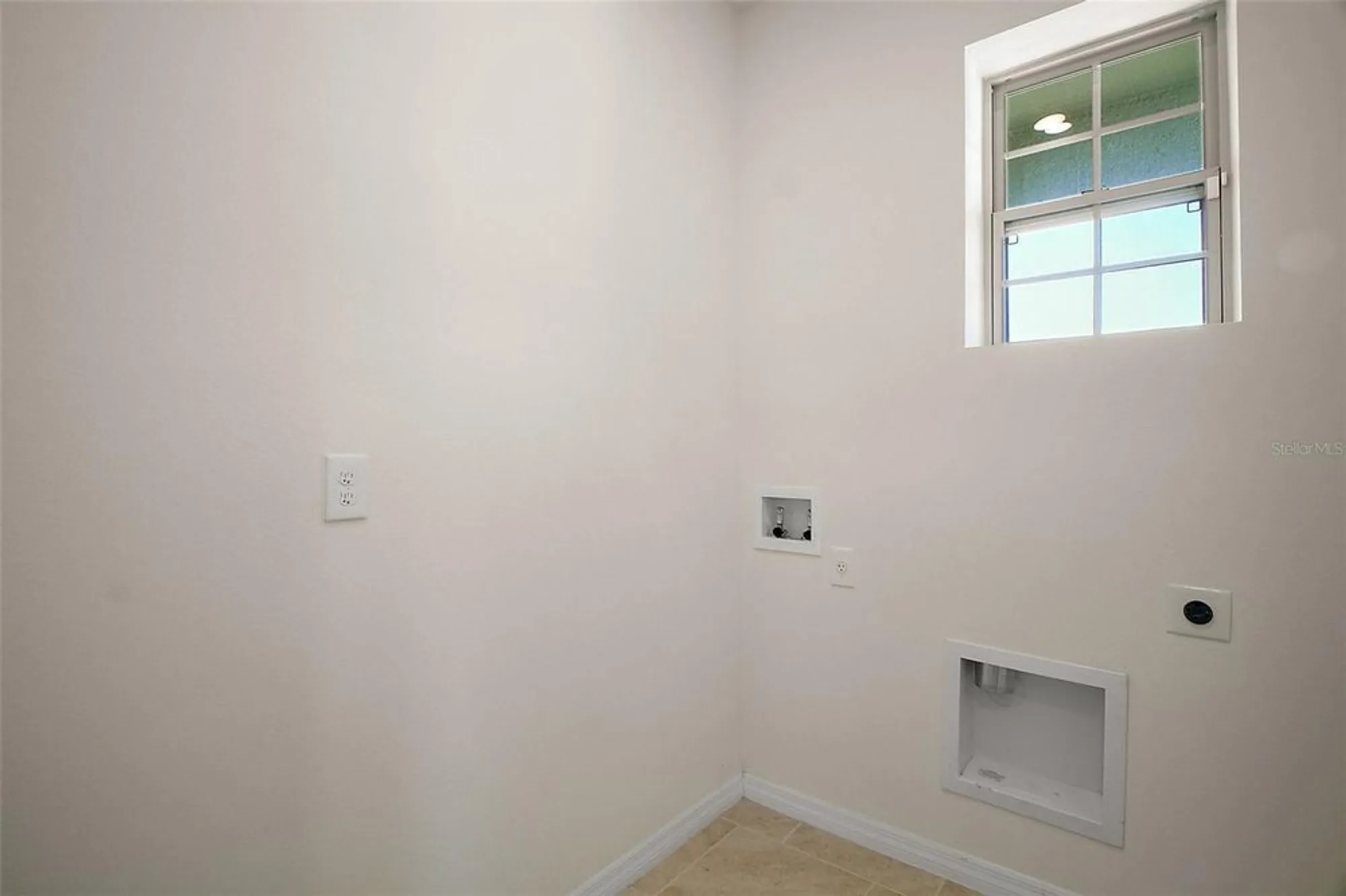 Property Slideshow image 22 of 38 | 17386 blazing star cir, Clermont, FL, 34714