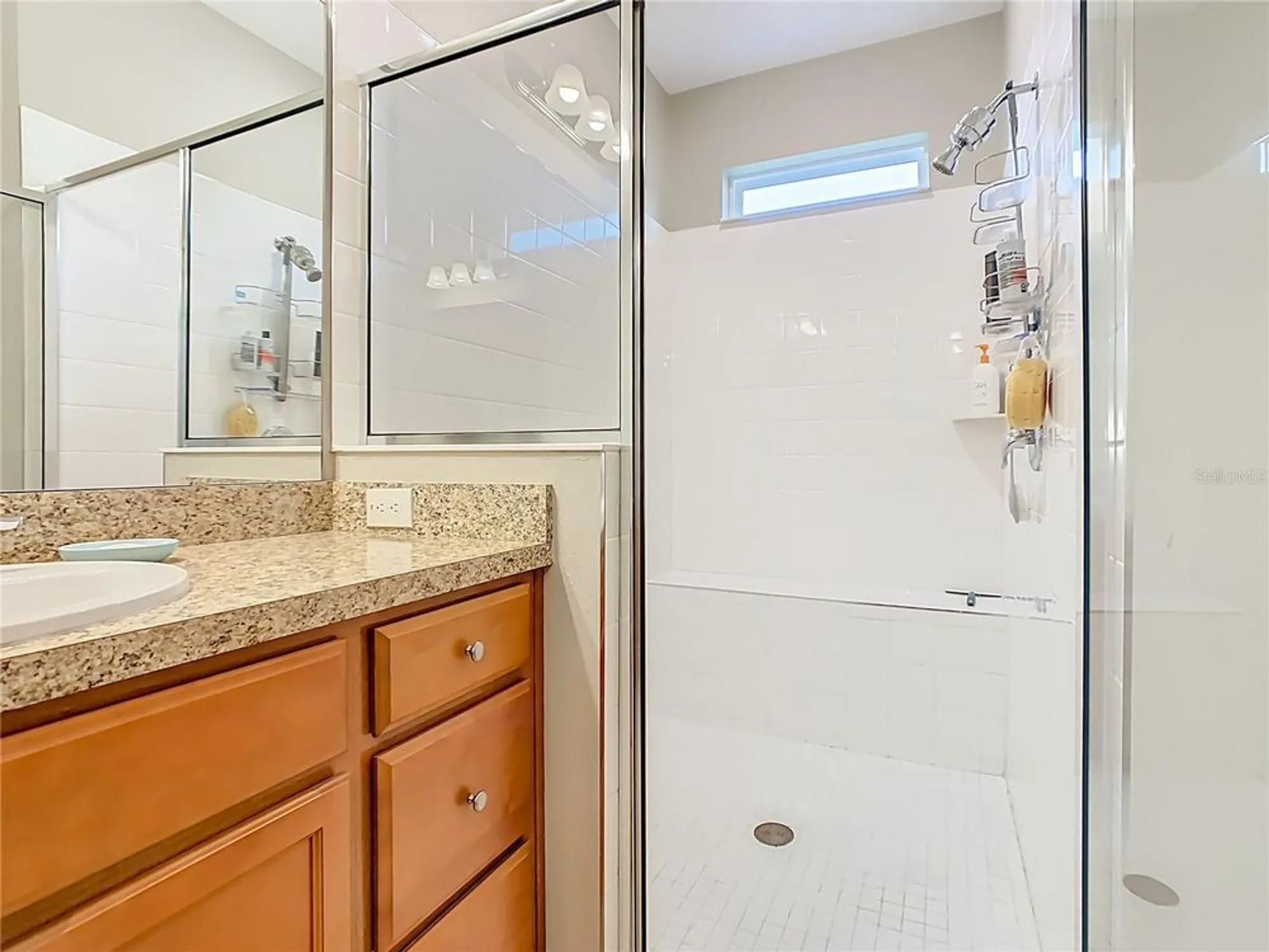 Property Slideshow image 23 of 60 | 2009 lazio loop, Poinciana, FL, 34759