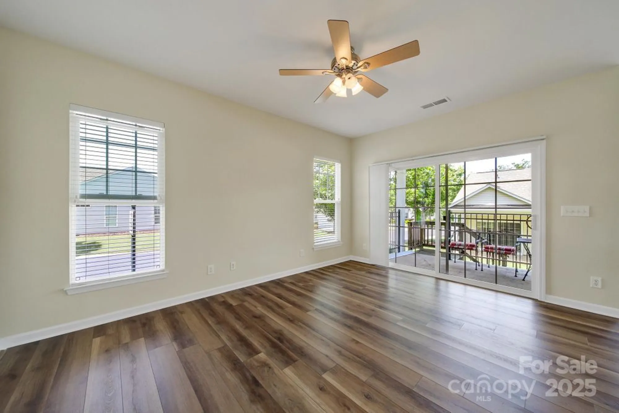 Property Slideshow image 7 of 41 | 28129 song sparrow ln, Fort Mill, SC, 29707