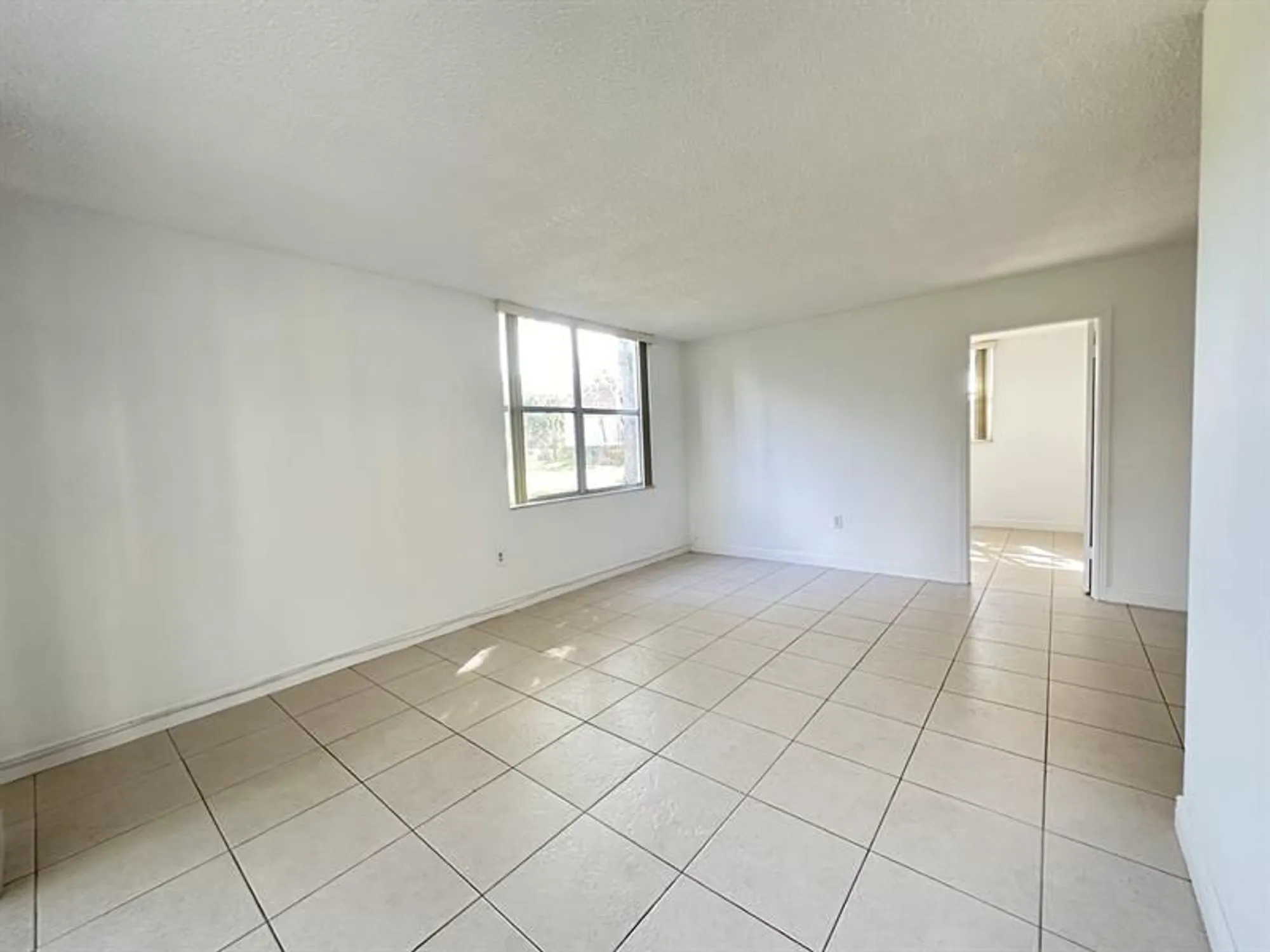 Property Slideshow image 16 of 20 | 9401 lime bay blvd 115, Tamarac, FL, 33321