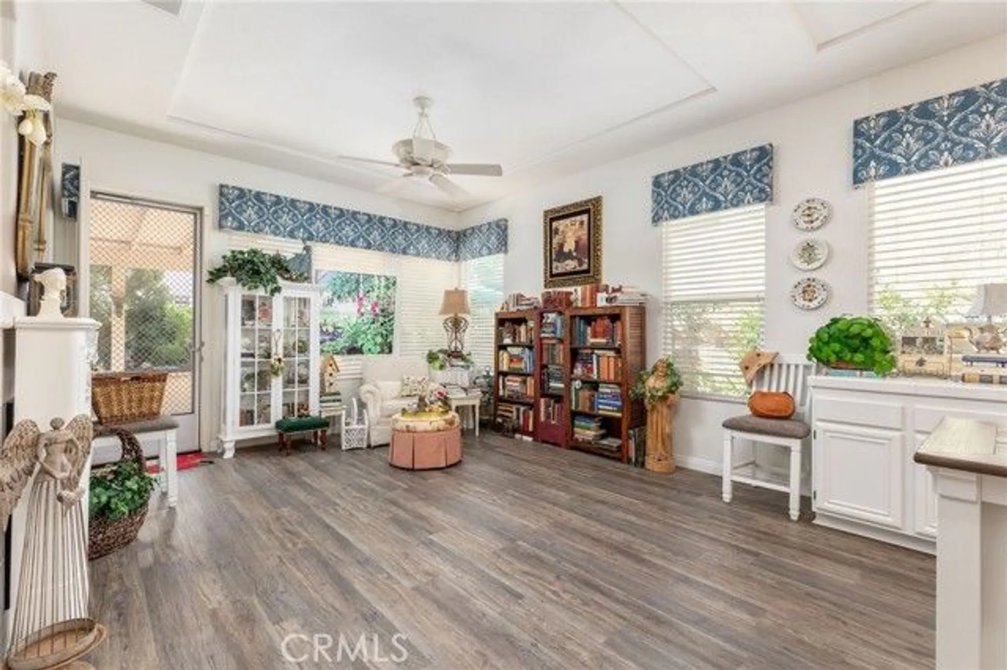 Property Slideshow image 9 of 40 | 4967 singing hills dr, Banning, CA, 92220