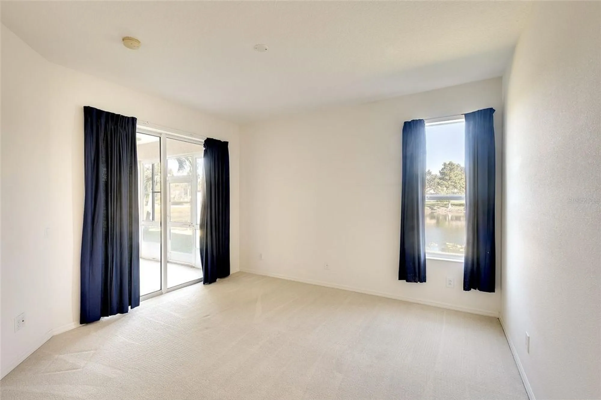 Property Slideshow image 13 of 34 | 4253 cascade falls dr, Sarasota, FL, 34243