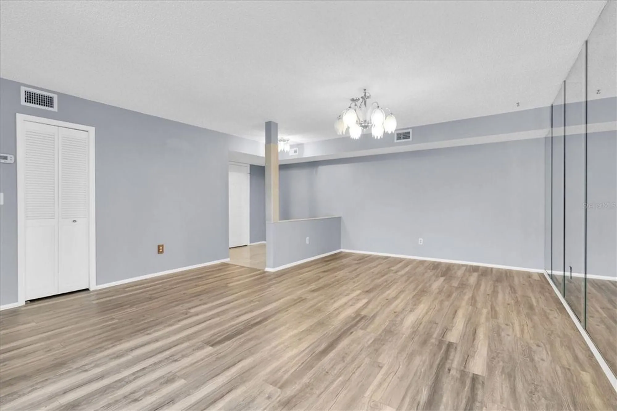 Property Slideshow image 3 of 48 | 8198 terrace garden dr n unit 511, Saint Petersburg, FL, 33709