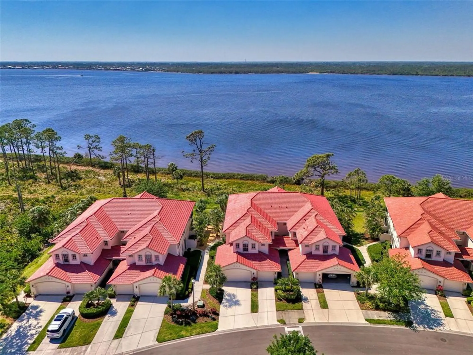 Property Slideshow image 56 of 82 | 4692 club dr # 101, Port Charlotte, FL, 33953