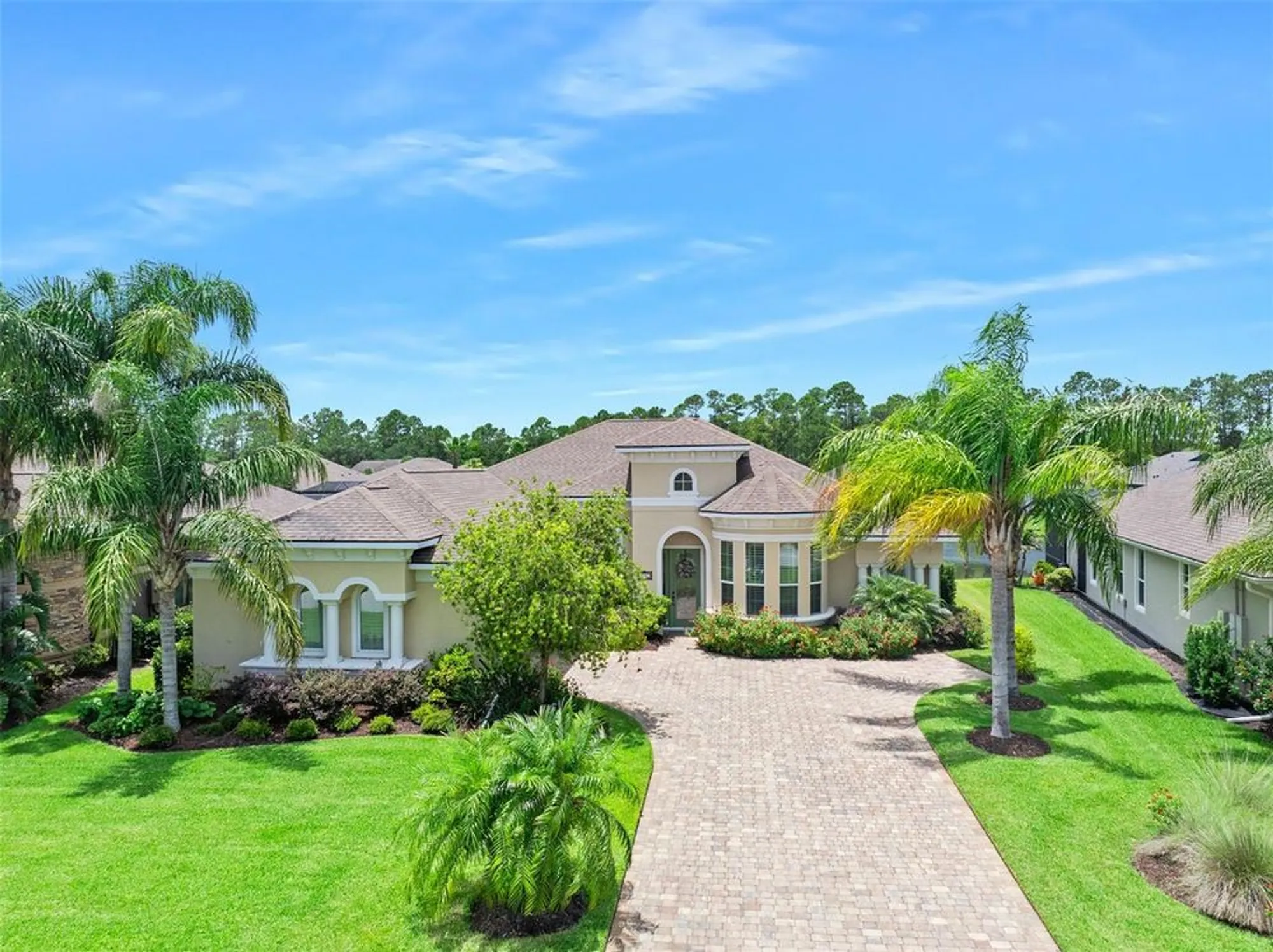 Property Slideshow image 7 of 67 | 665 southlake dr, Ormond Beach, FL, 32174