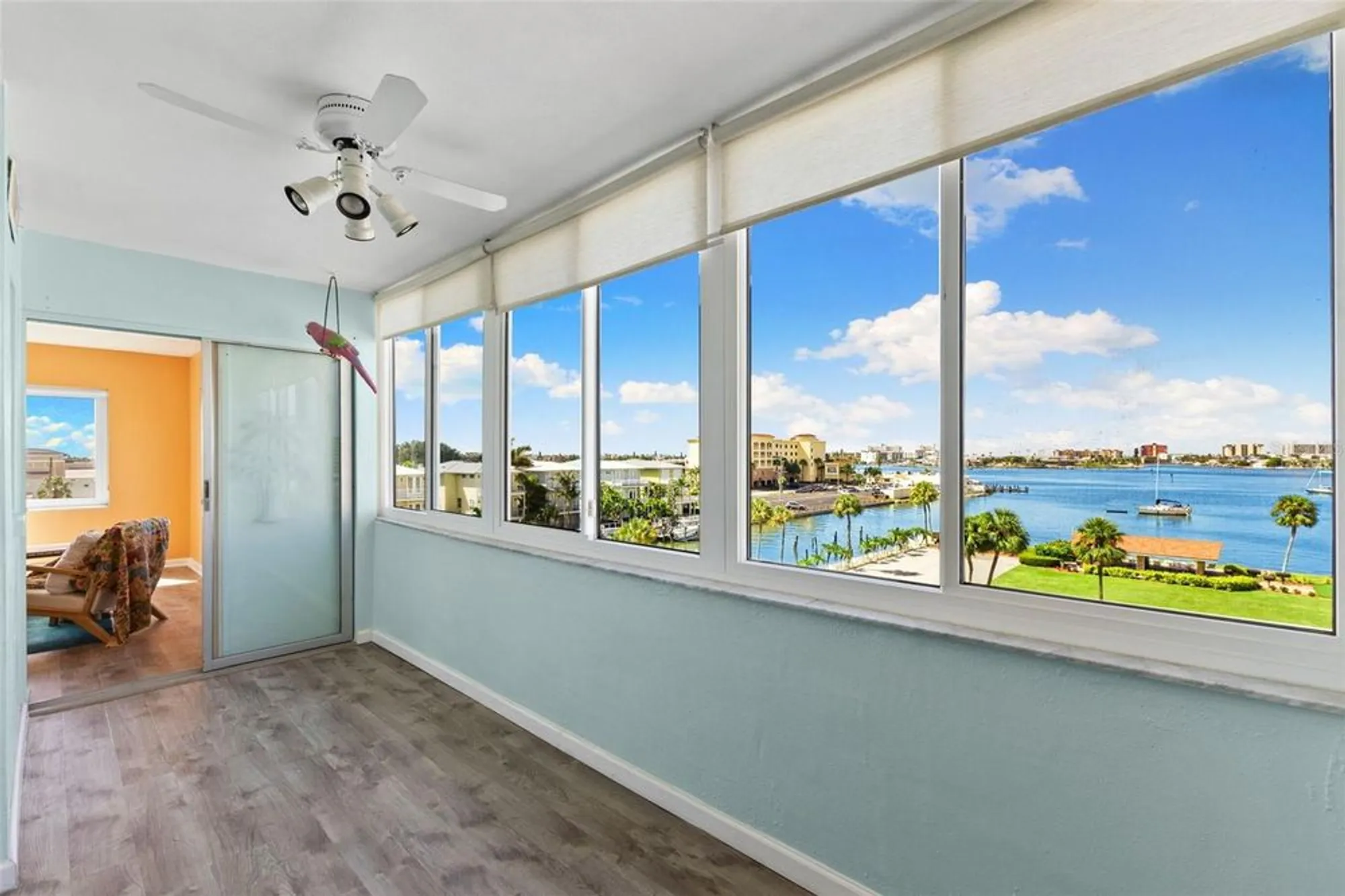 Property Slideshow image 16 of 46 | 4550 cove cir apt 501, Saint Petersburg, FL, 33708
