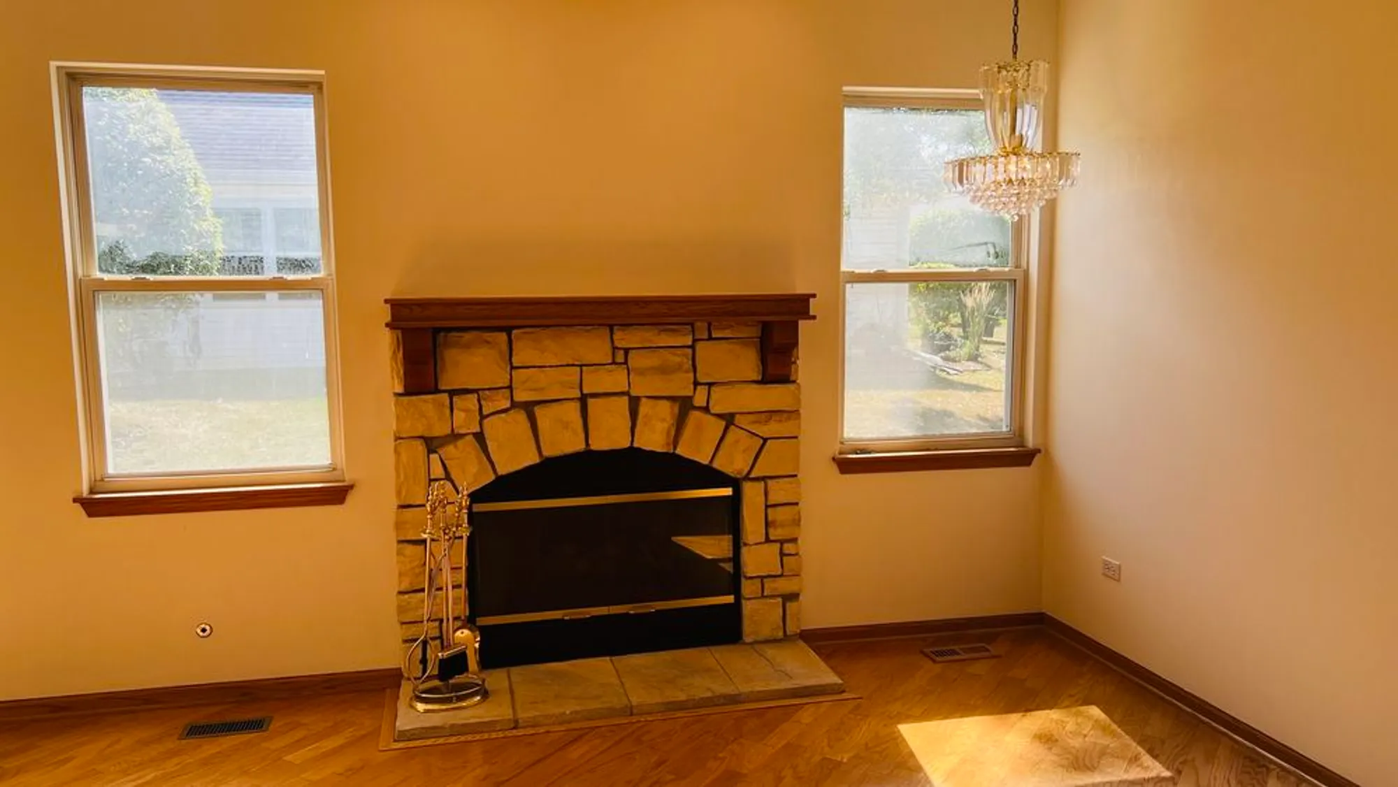 Property Slideshow image 6 of 18 | 20827 w honeysuckle ct, Plainfield, IL, 60544