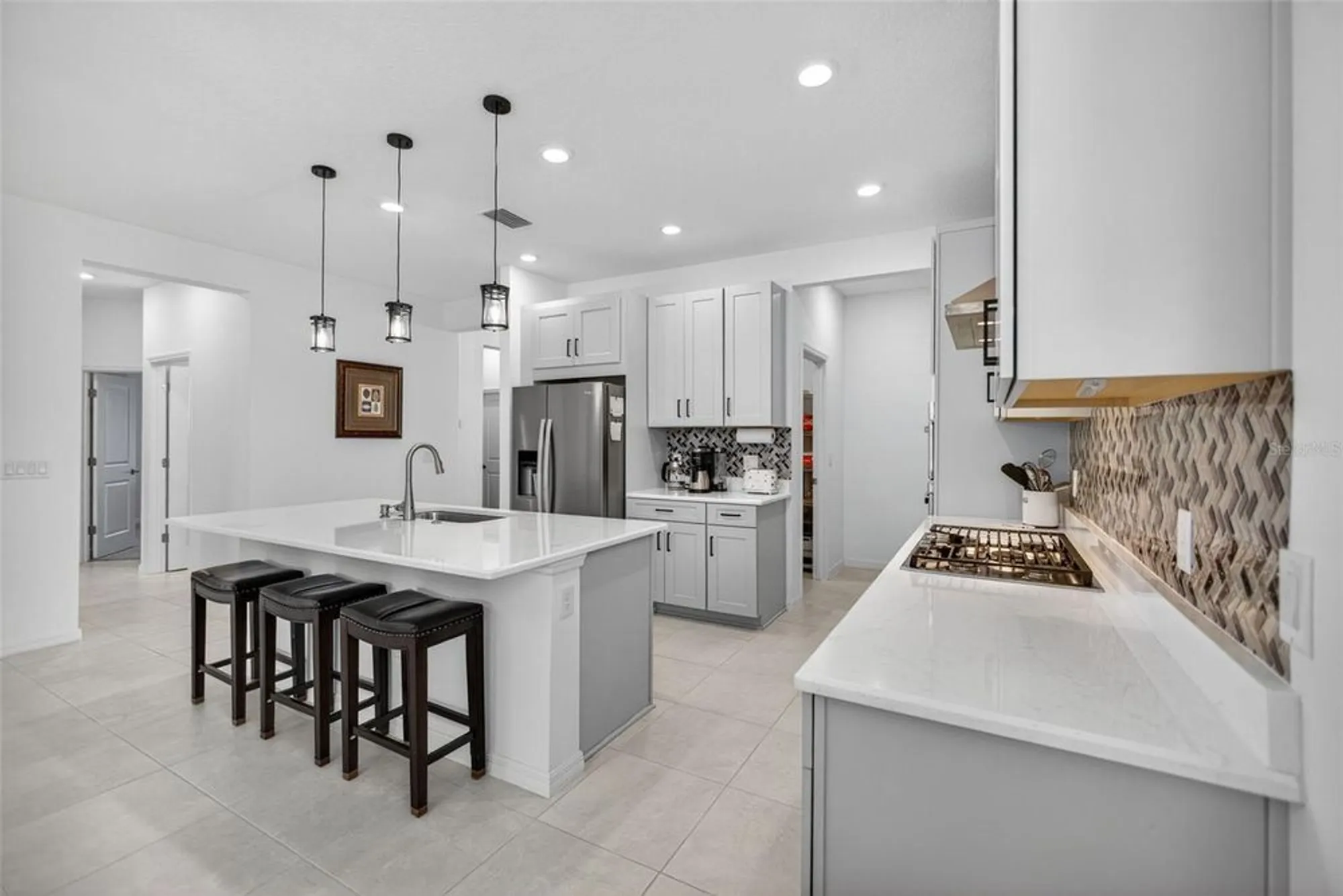 Property Slideshow image 14 of 47 | 16426 paynes mill dr, Bradenton, FL, 34211