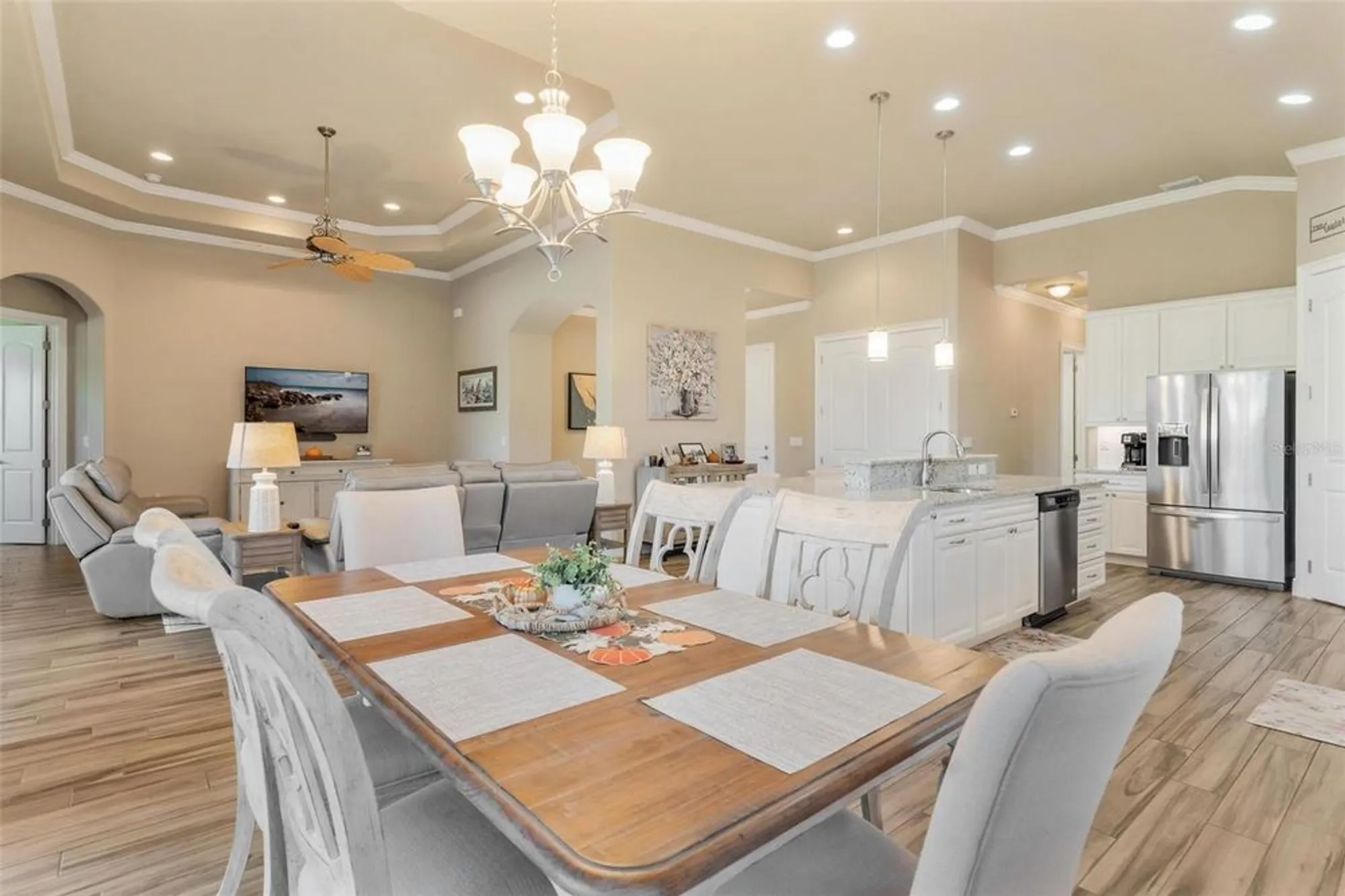 Property Slideshow image 18 of 46 | 39517 hillrise ln, Lady Lake, FL, 32159