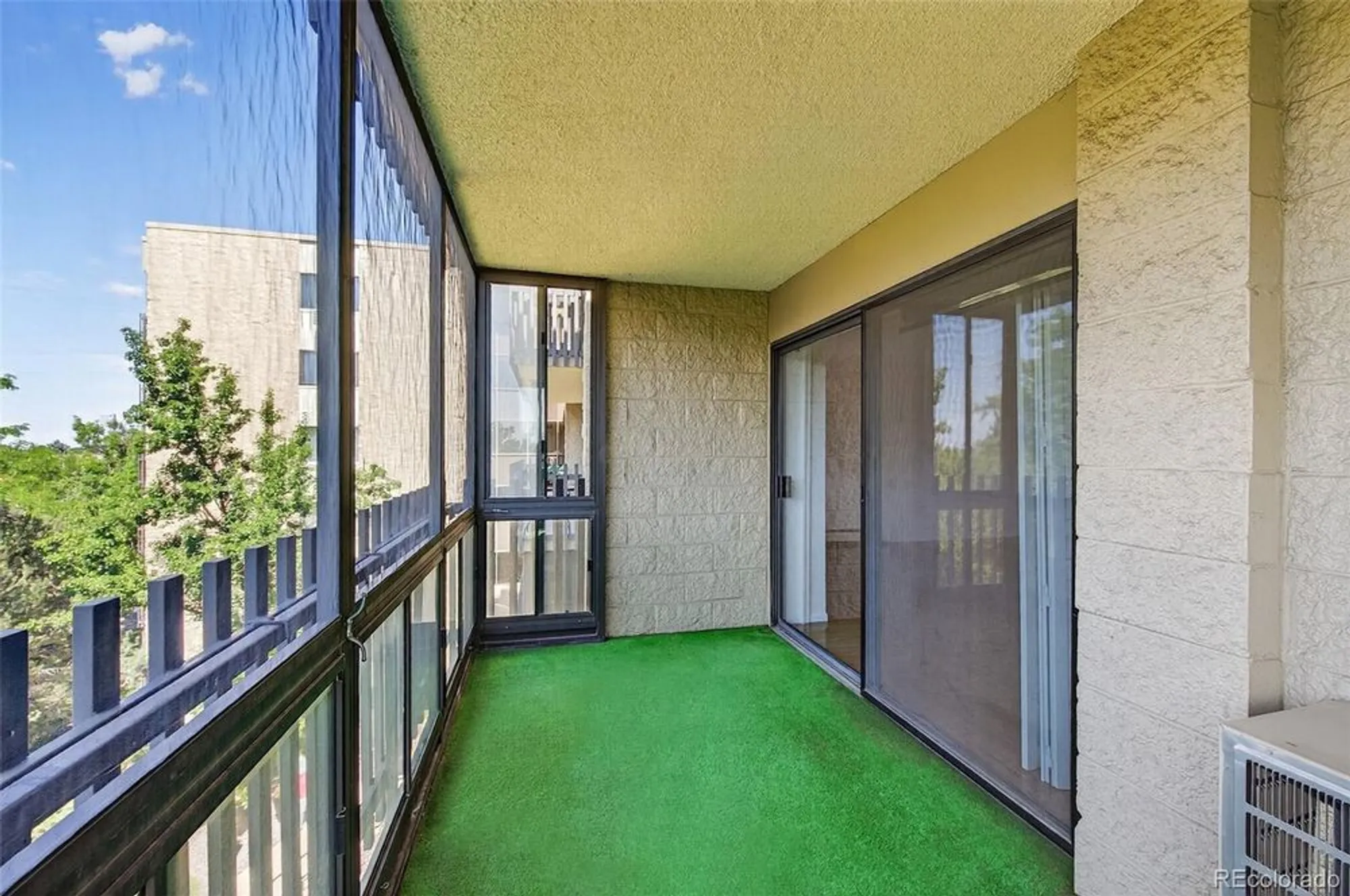 Property Slideshow image 21 of 41 | 13691 e marina dr 412, Aurora, CO, 80014