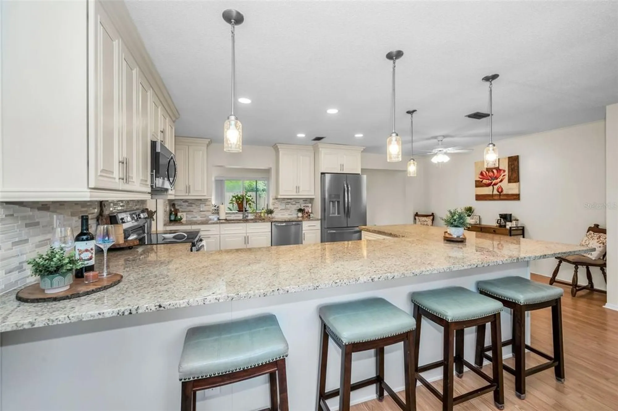 Property Slideshow image 19 of 70 | 921 anchorage ln, Palm Harbor, FL, 34685