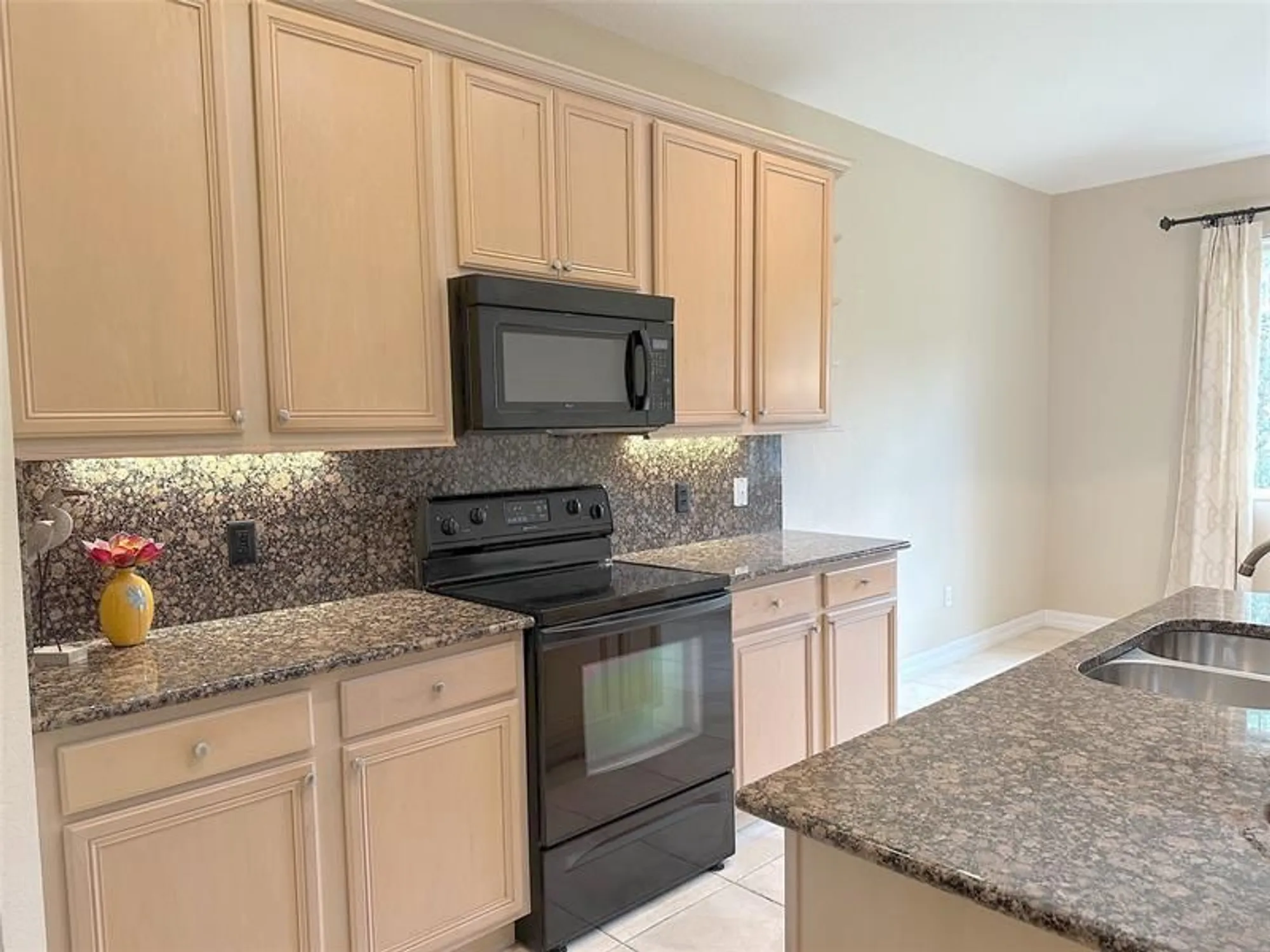 Property Slideshow image 16 of 43 | 6201 thames pl, Vero Beach, FL, 32966