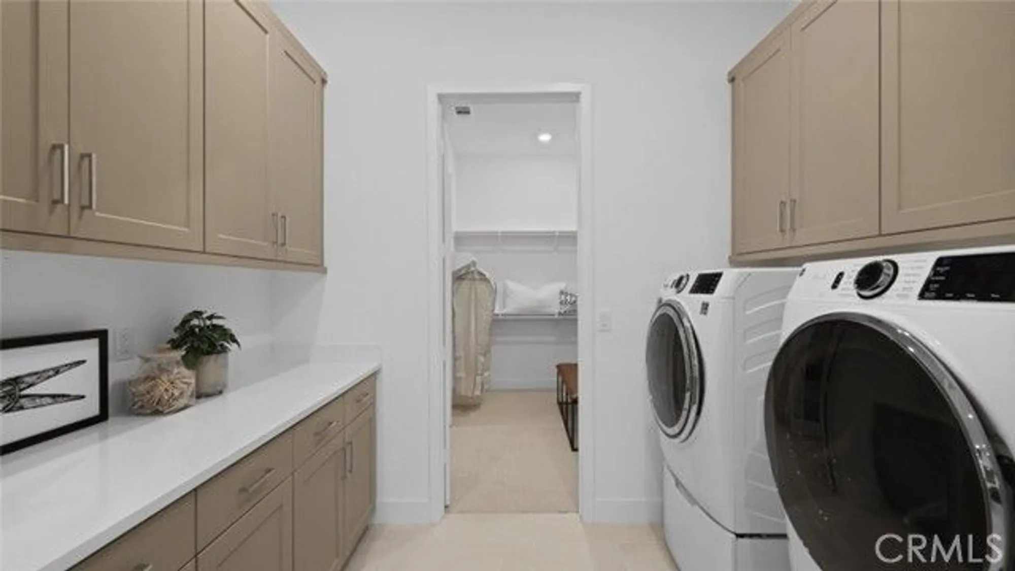 Property Slideshow image 21 of 27 | 29606 paseo capilla, Valencia, CA, 91354