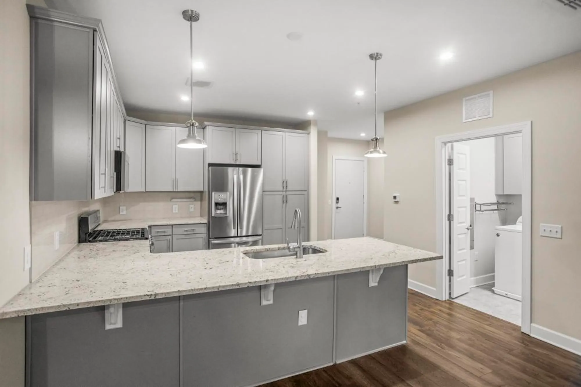 Property Slideshow image 6 of 60 | 141 saundersville rd apt 1402, Hendersonville, TN, 37075