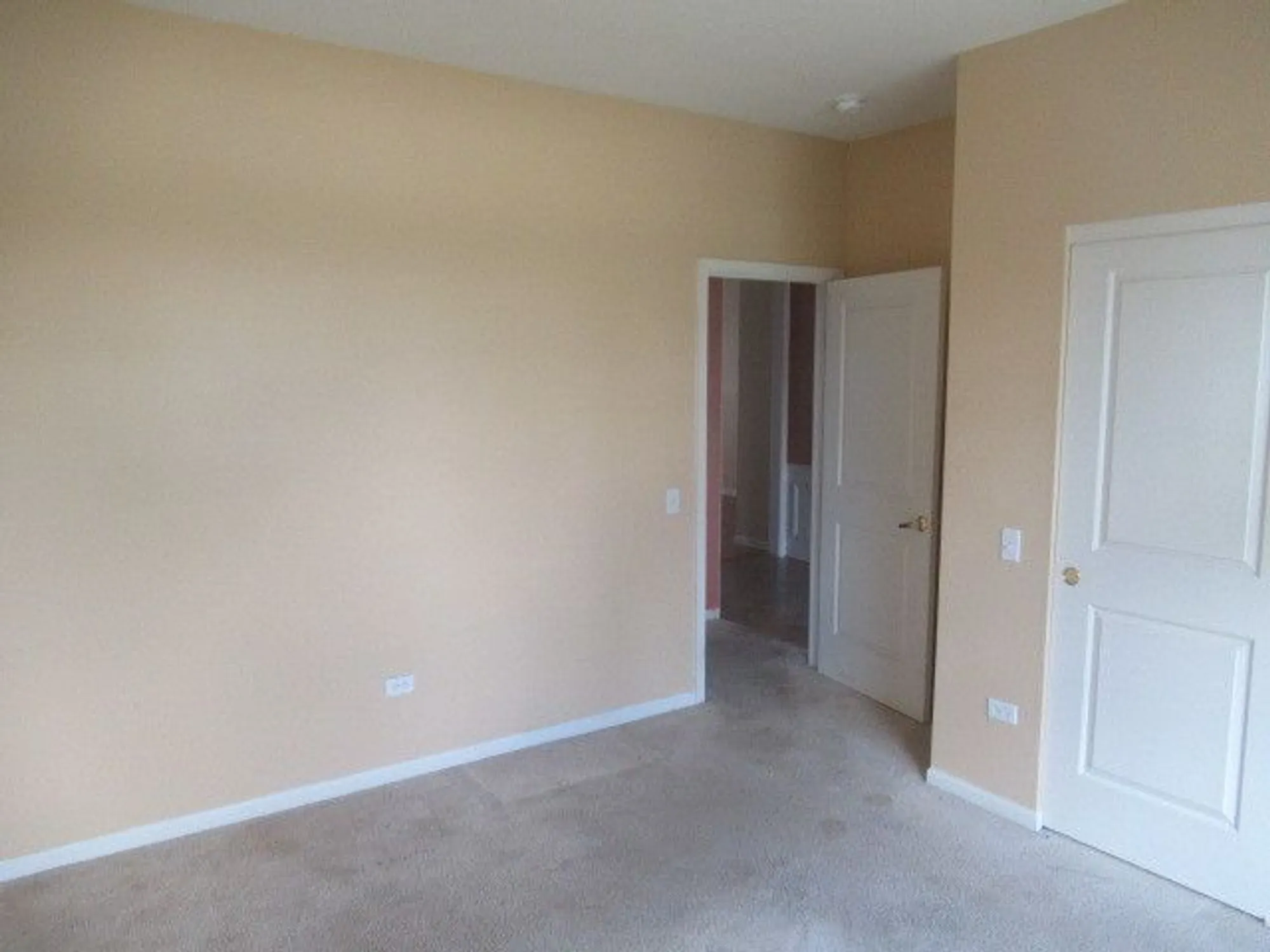 Property Slideshow image 12 of 24 | 12334 daphne dr, Huntley, IL, 60142