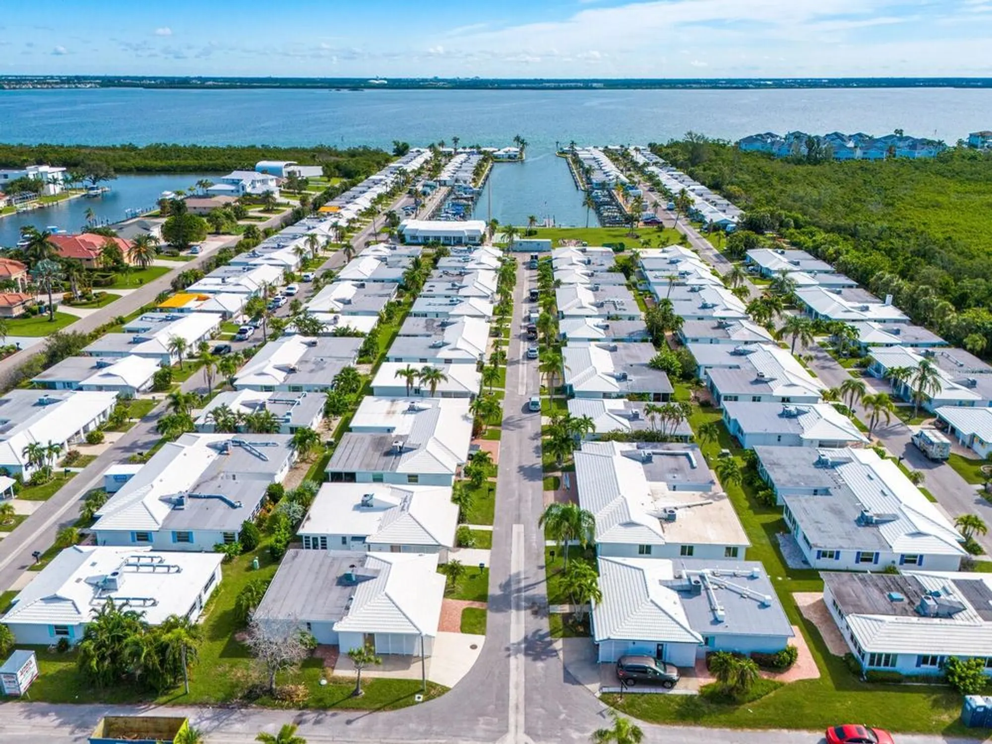 Property Slideshow image 28 of 41 | 667 el centro, Longboat Key, FL, 34228