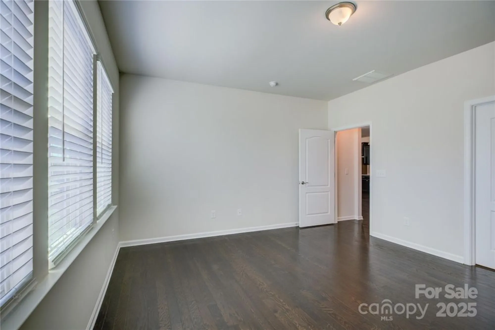 Property Slideshow image 25 of 48 | 15429 topanga dr, Charlotte, NC, 28278