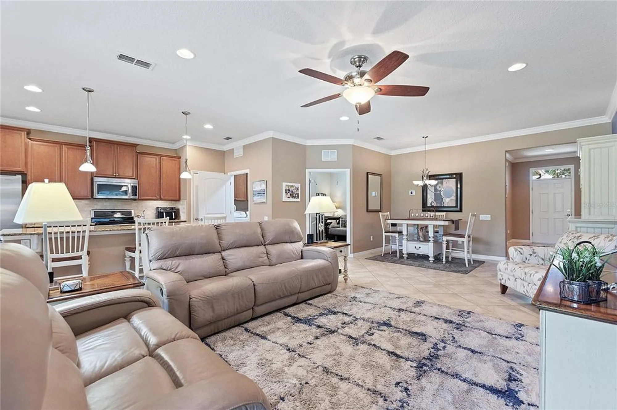 Property Slideshow image 24 of 67 | 145 del sol ave, Davenport, FL, 33837