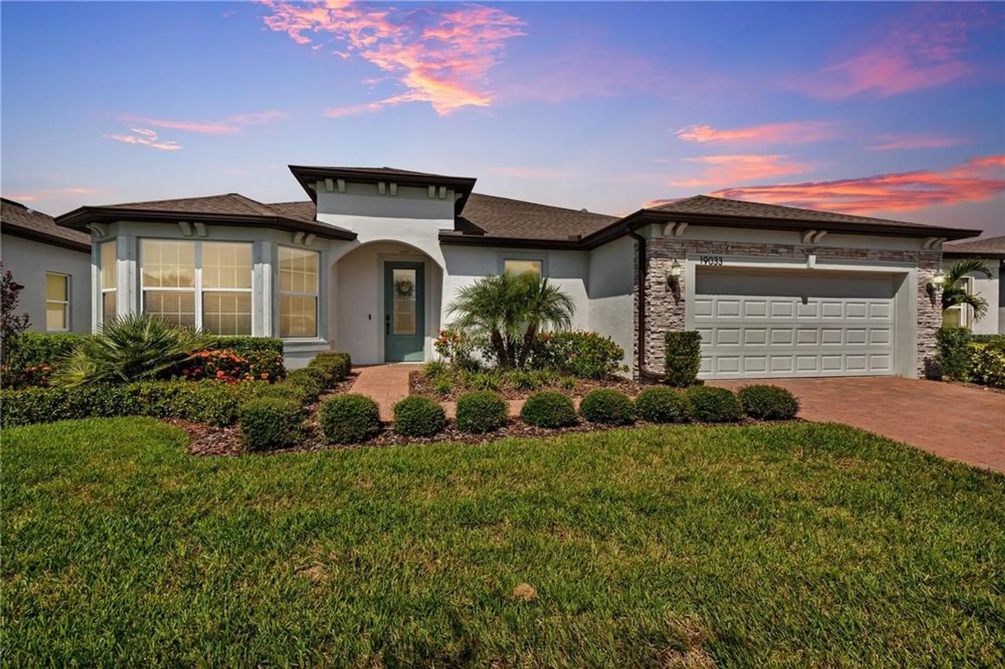 Property Slideshow image 1 of 59 | 19033 ship wheel way, Land O Lakes, FL, 34638