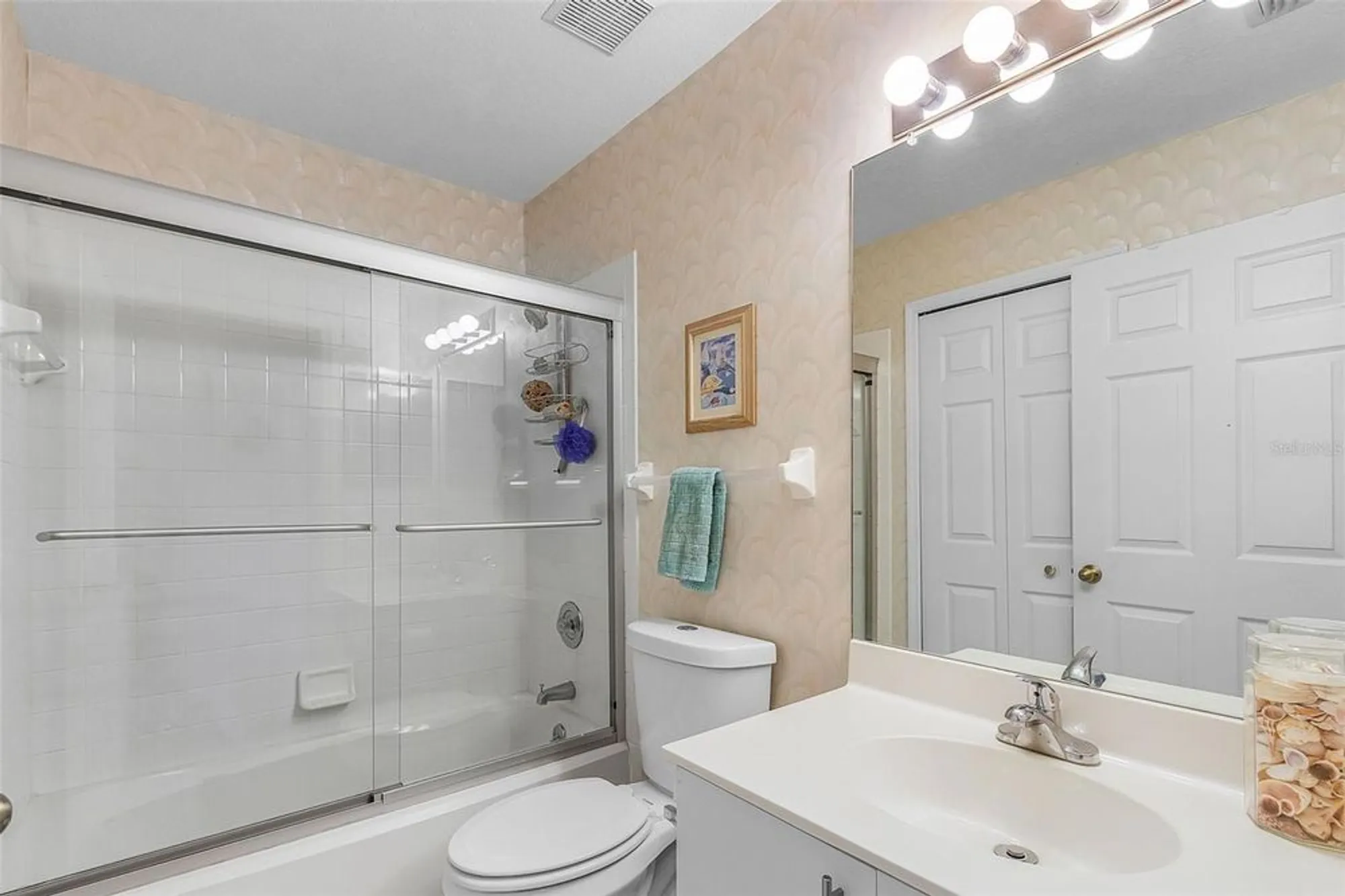 Property Slideshow image 18 of 37 | 404 gaspar key ln, Punta Gorda, FL, 33955
