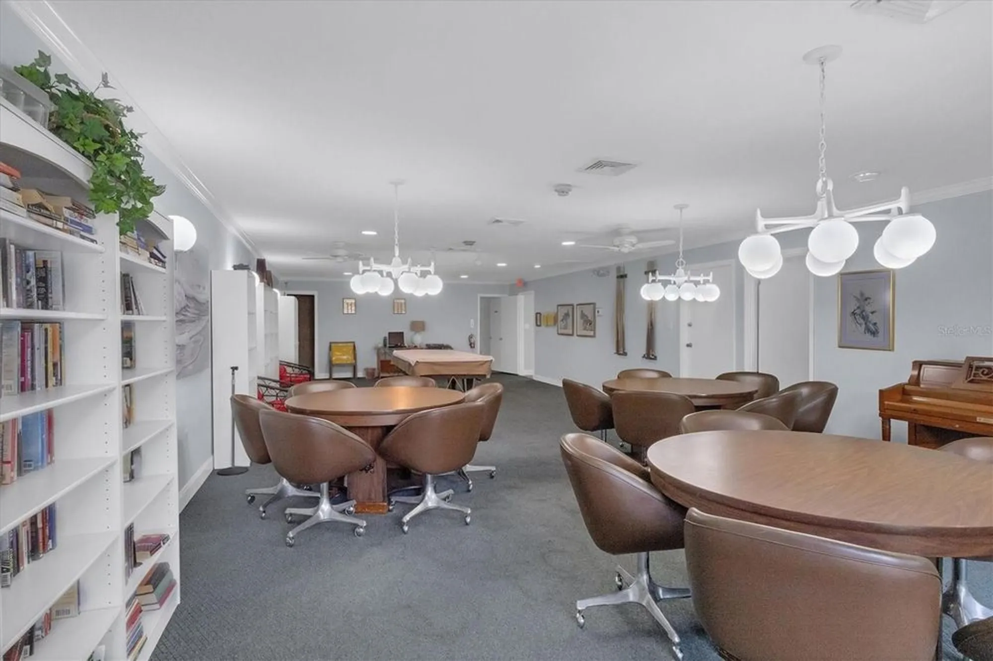 Property Slideshow image 43 of 64 | 2446 clubhouse cir unit 202, Sarasota, FL, 34232