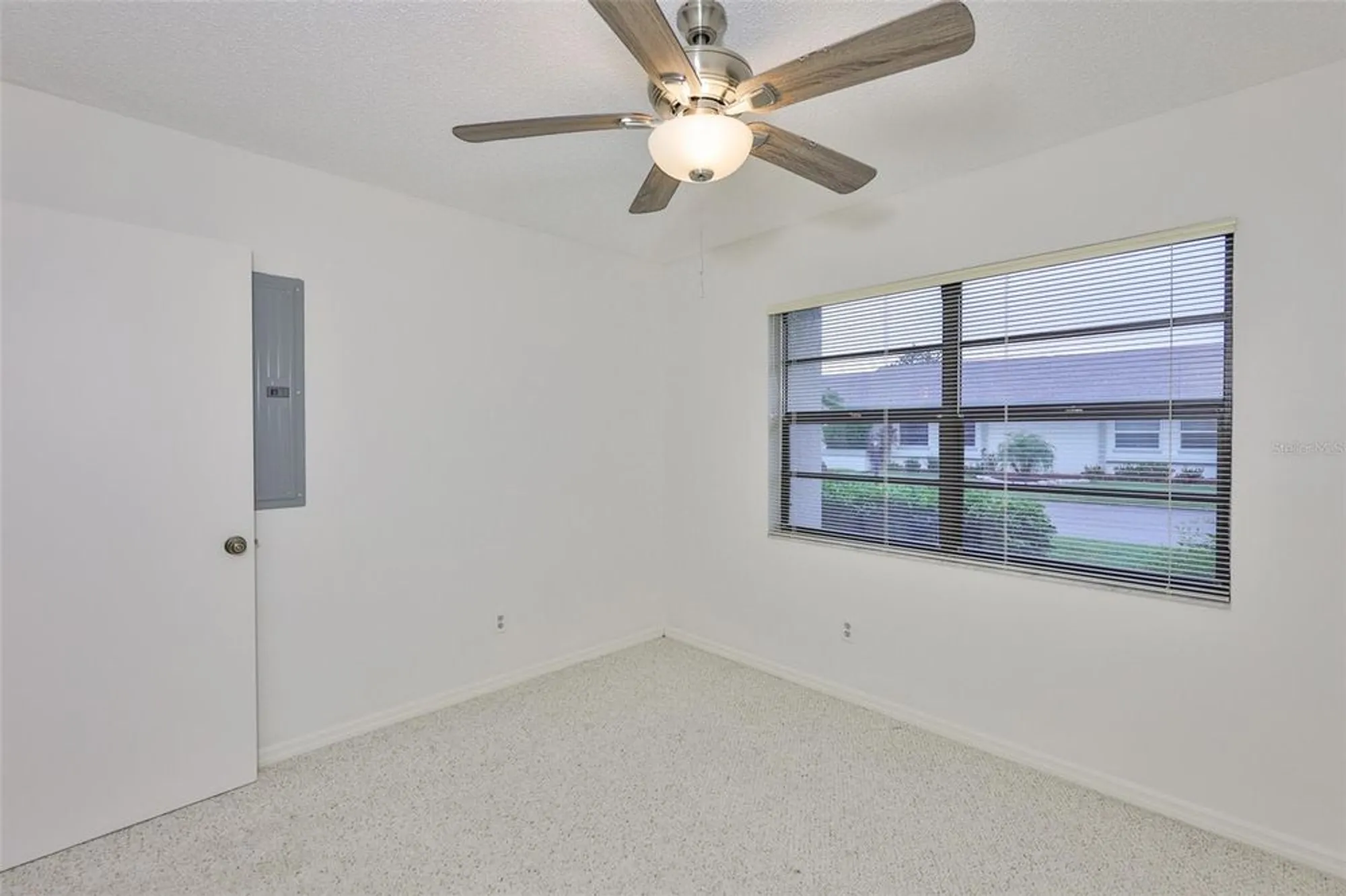 Property Slideshow image 24 of 87 | 2122 hereford dr # 511, Sun City Center, FL, 33573