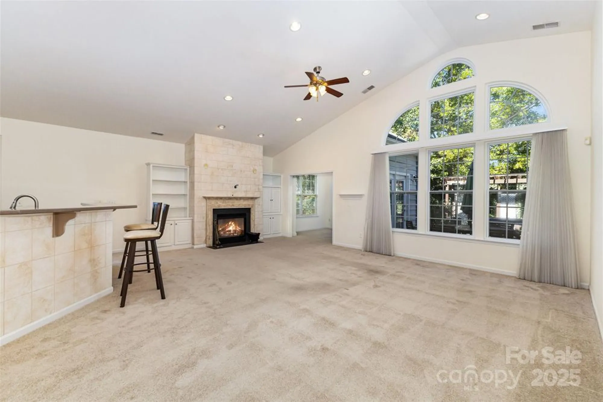 Property Slideshow image 4 of 48 | 977 platinum dr, Fort Mill, SC, 29708