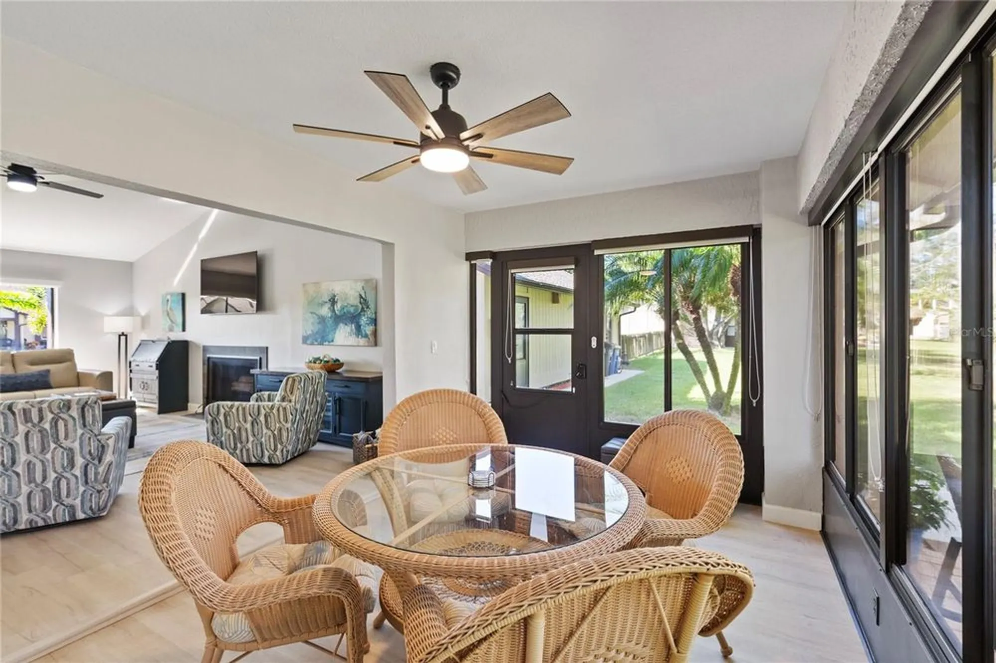 Property Slideshow image 24 of 54 | 2216 sequoia dr, Clearwater, FL, 33763