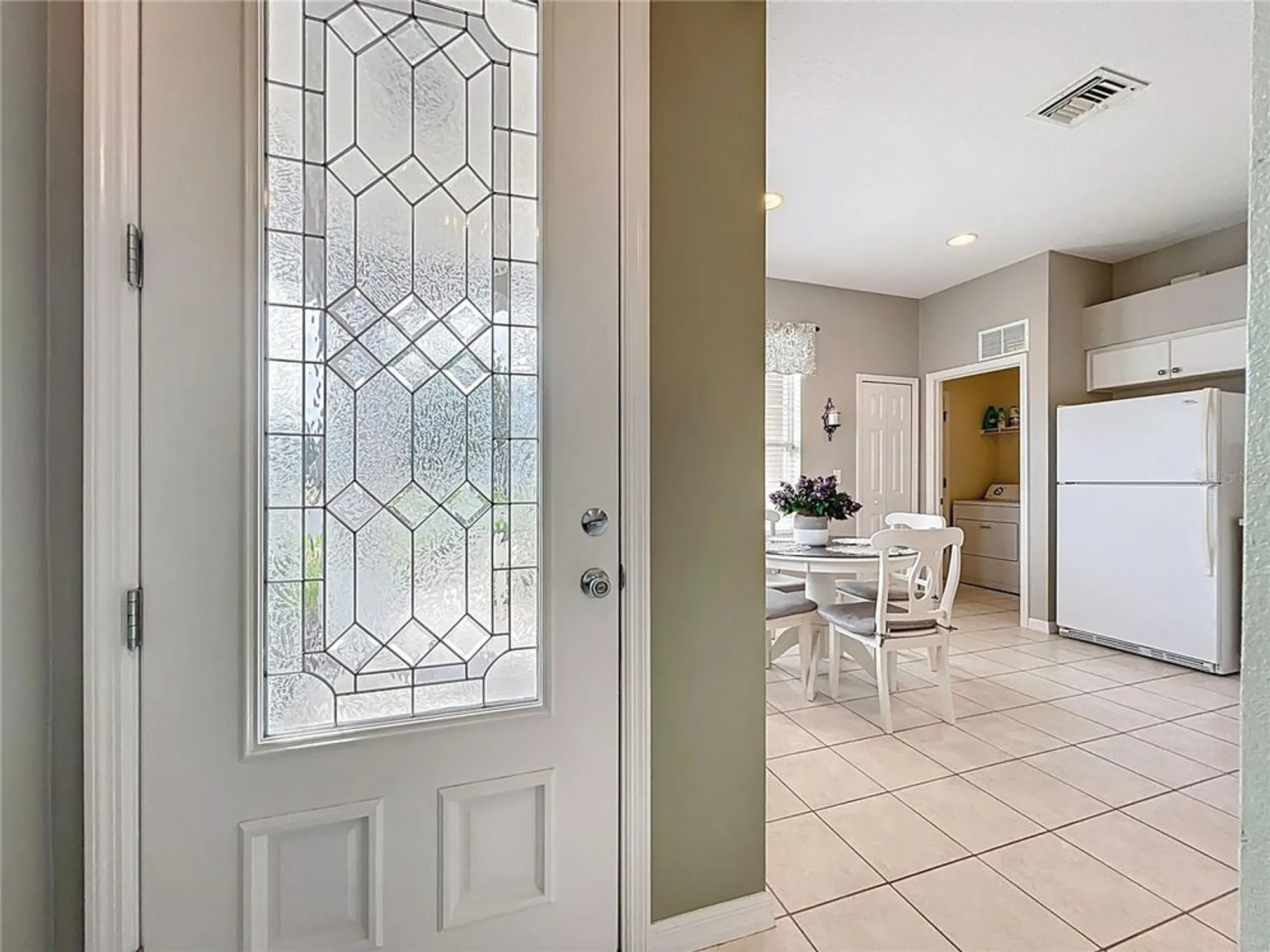 Property Slideshow image 7 of 59 | 5643 bounty cir, Tavares, FL, 32778