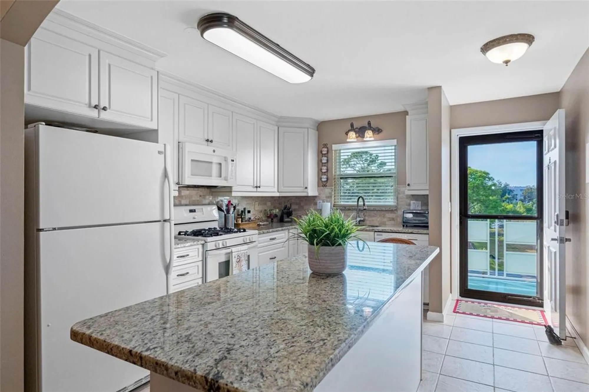 Property Slideshow image 7 of 46 | 5970 80th st n unit 411, St Petersburg, FL, 33709