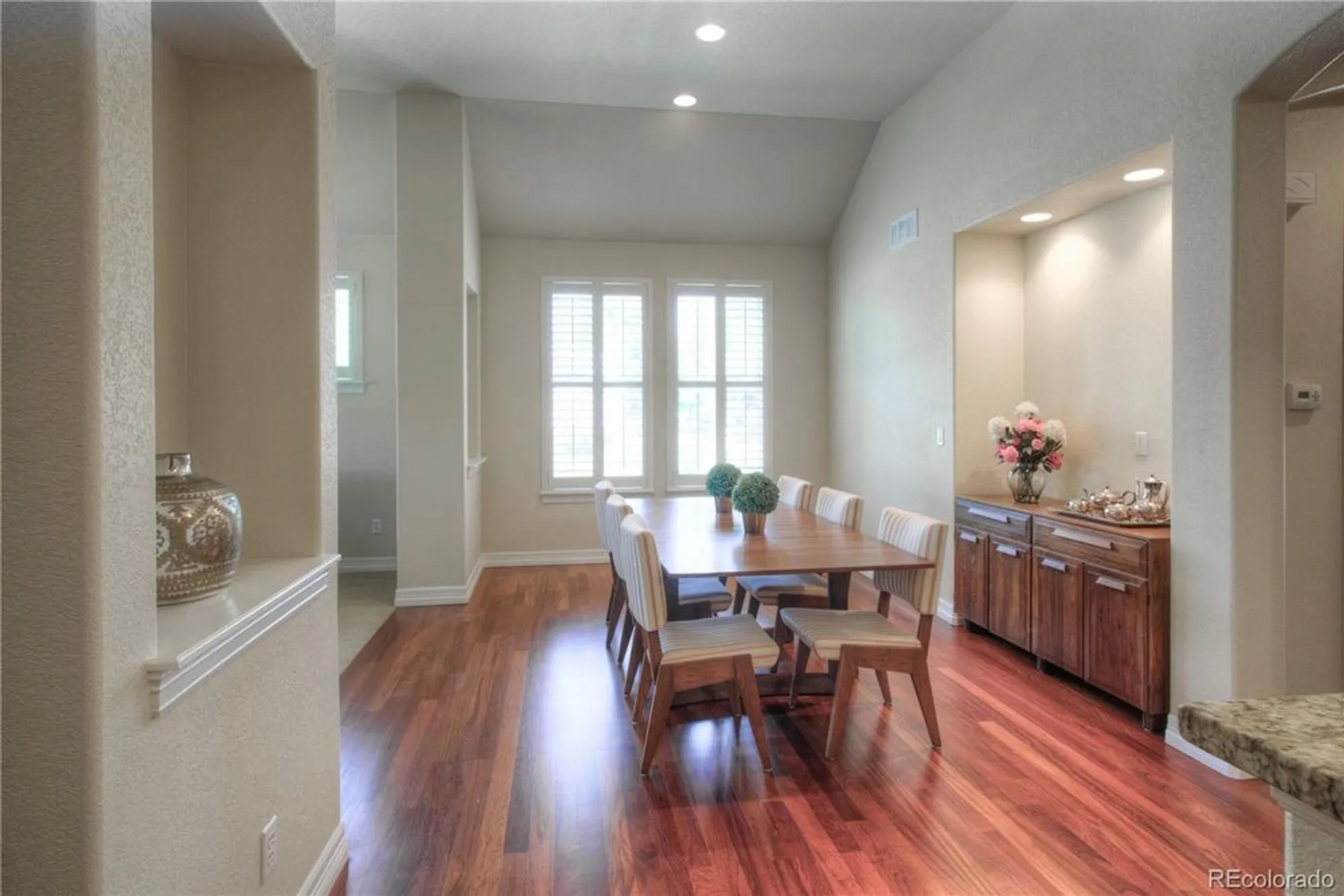 Property Slideshow image 12 of 49 | 8594 w quarto ave, Littleton, CO, 80128