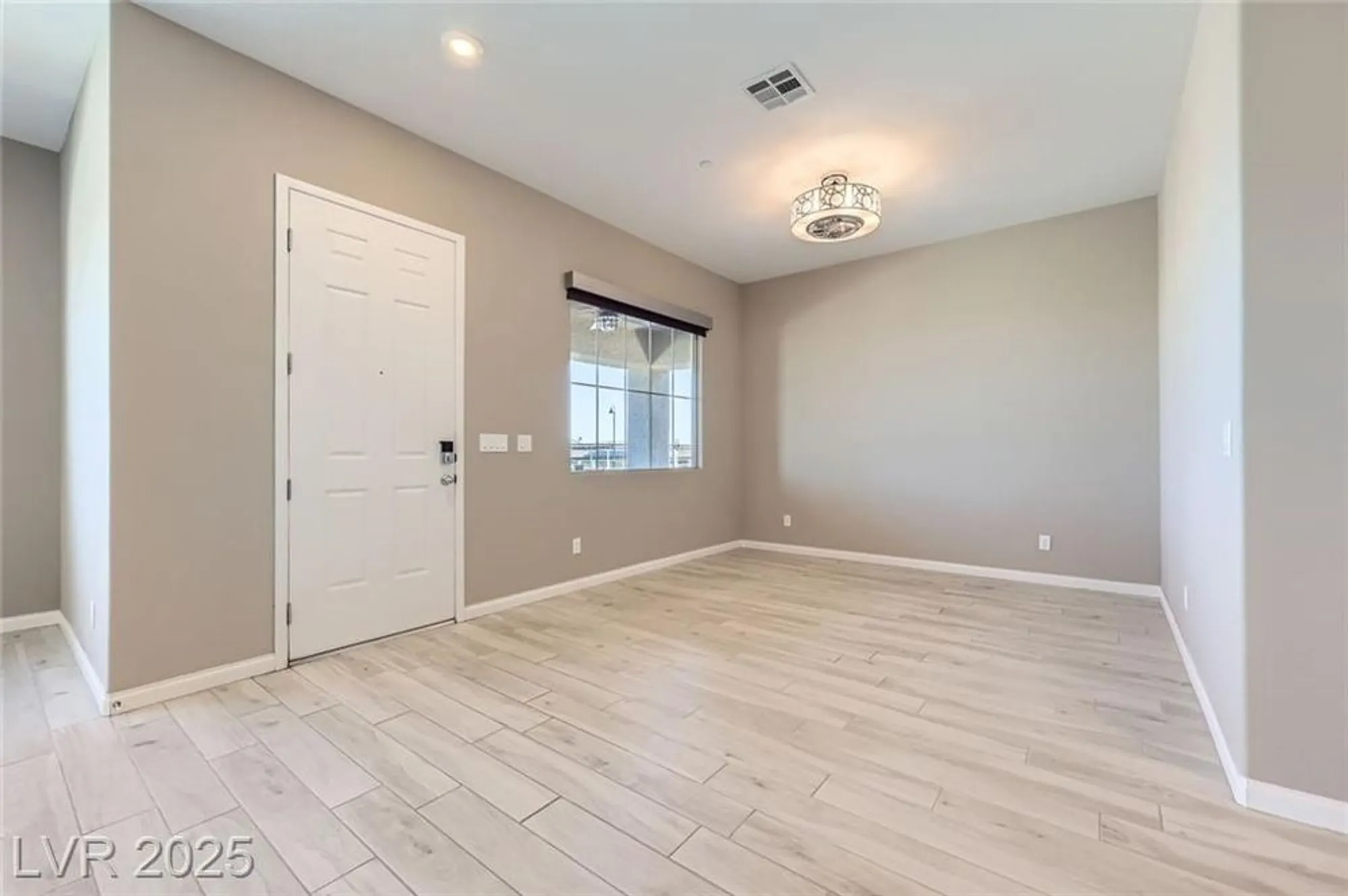 Property Slideshow image 16 of 53 | 738 purple knoll walk, Henderson, NV, 89011
