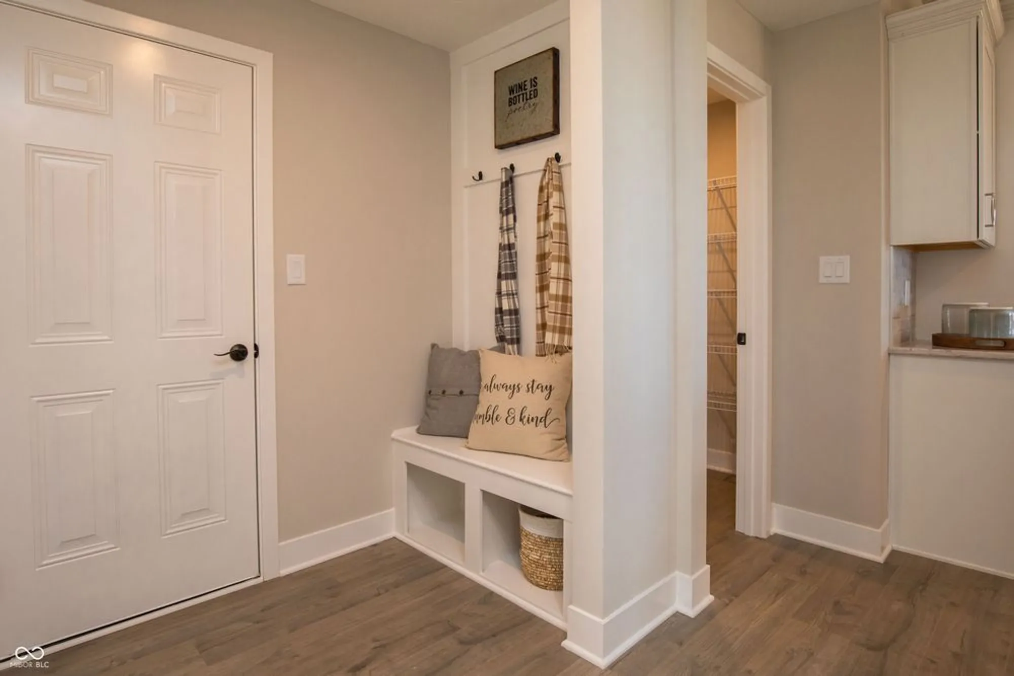 Property Slideshow image 6 of 16 | 6719 thresher pass, Mccordsville, IN, 46055