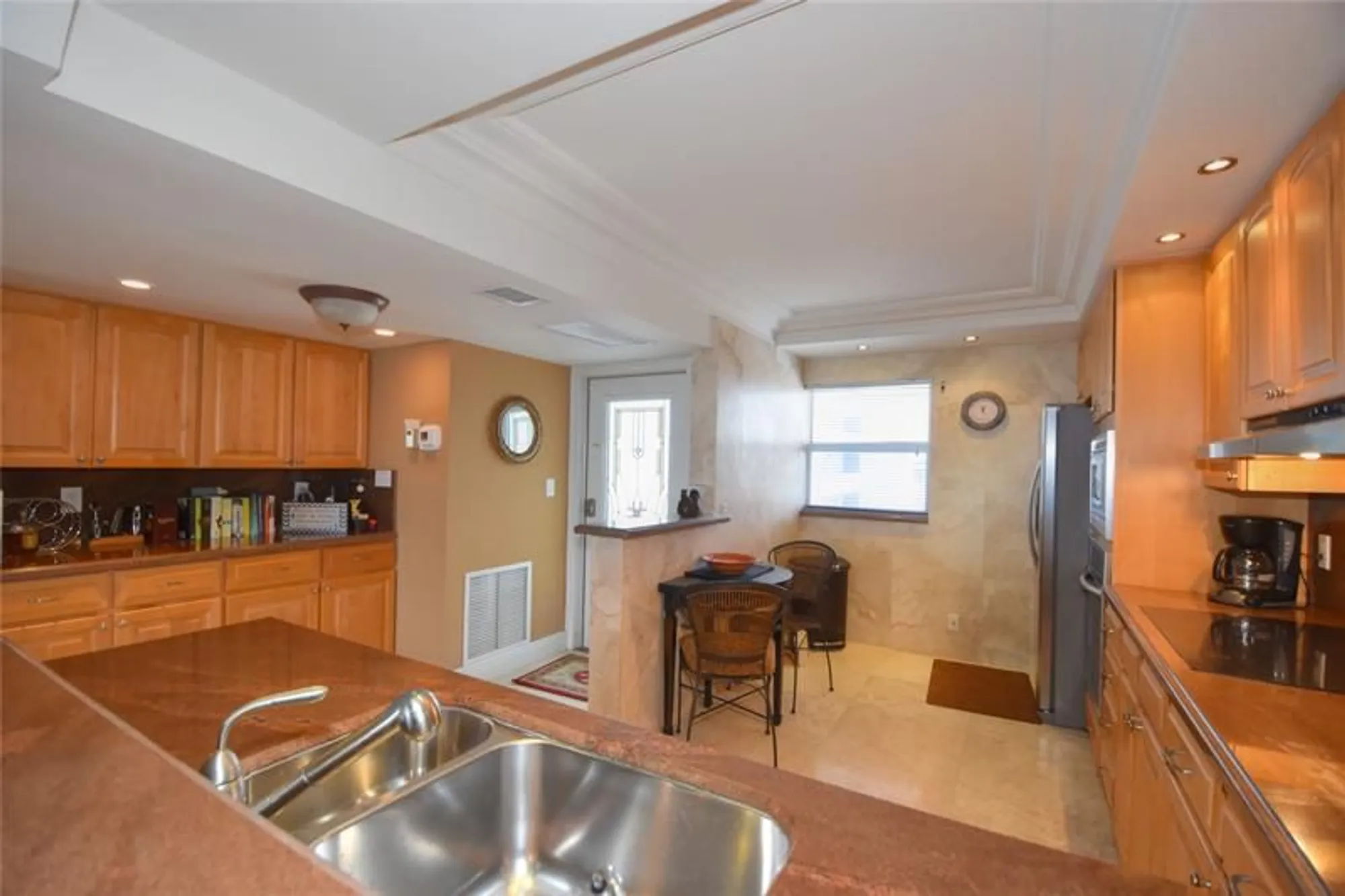 Property Slideshow image 8 of 49 | 1012 n ocean blvd 807, Pompano Beach, FL, 33062