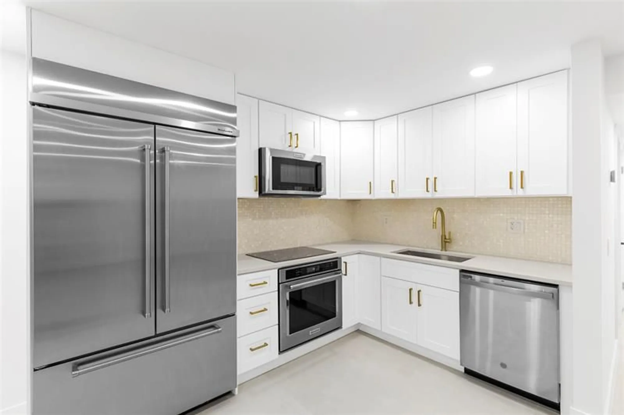 Property Slideshow image 8 of 27 | 924 flanders t # 924, Delray Beach, FL, 33484