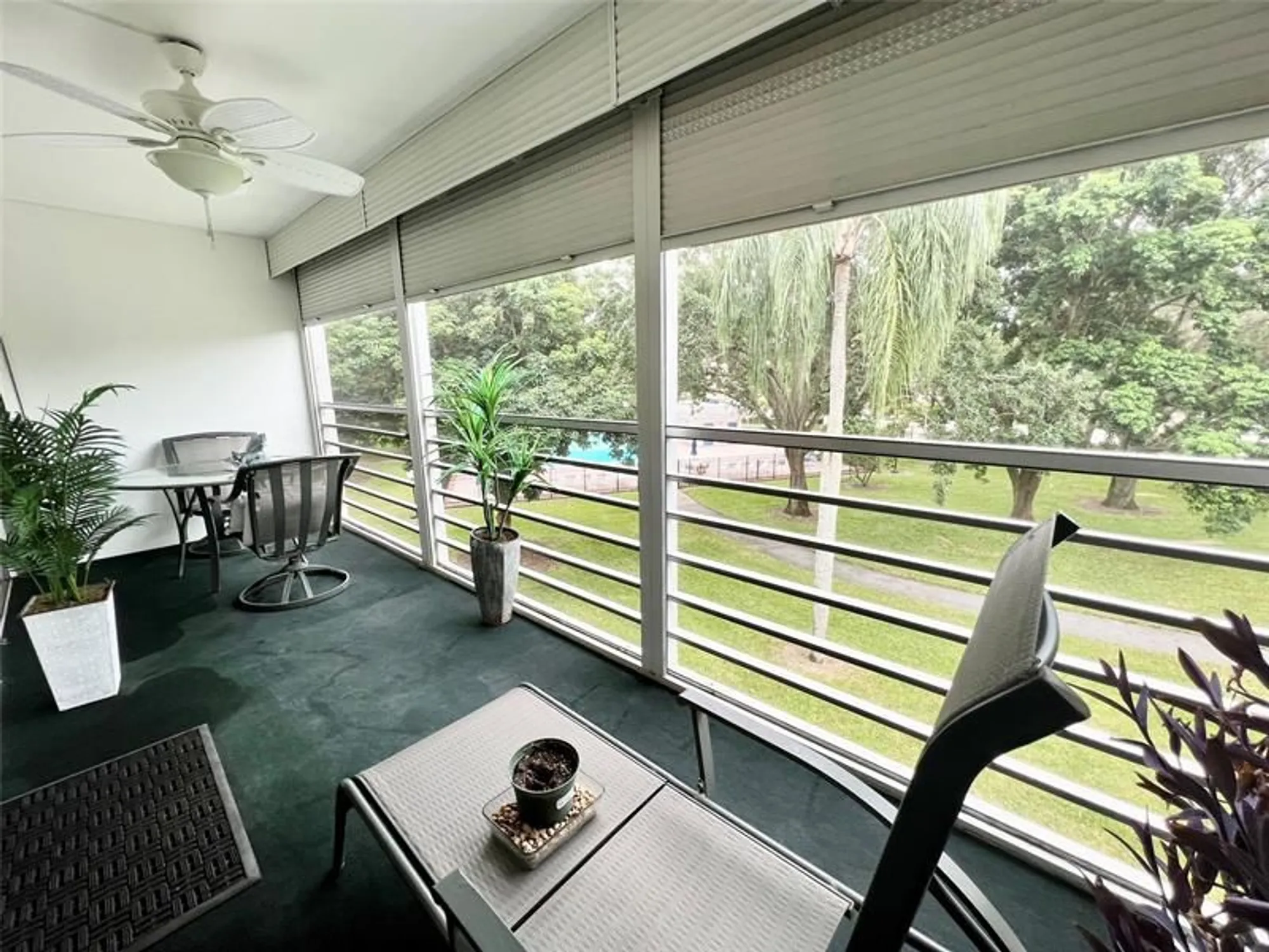 Property Slideshow image 16 of 40 | 3002 portofino isle e3, Coconut Creek, FL, 33066