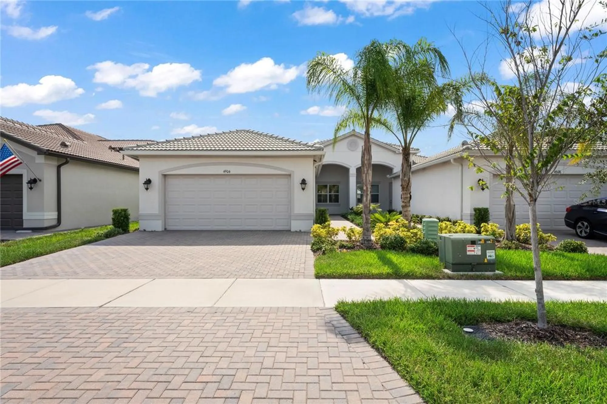 Property Slideshow image 13 of 61 | 4906 avila lakes dr, Wimauma, FL, 33598