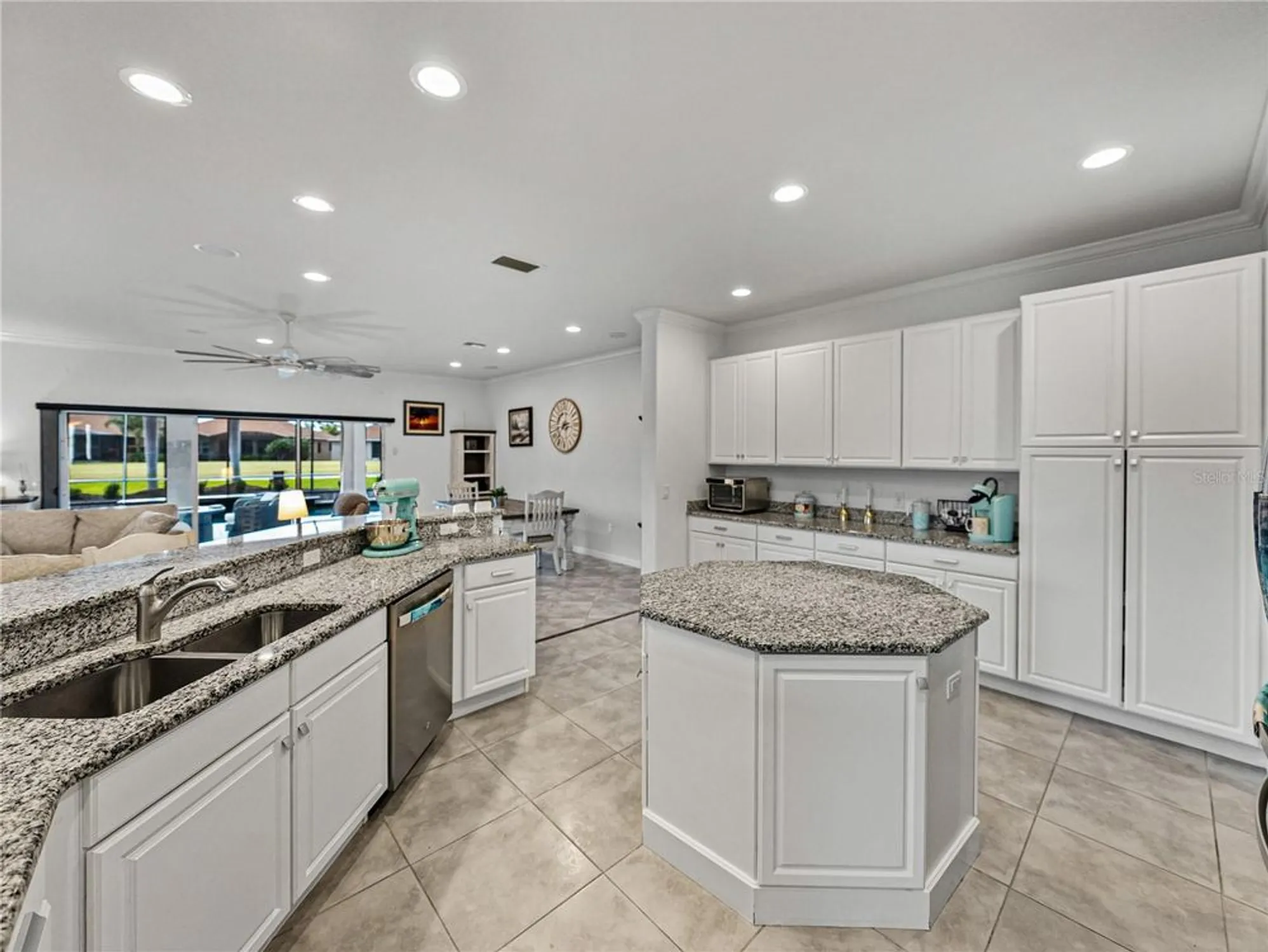 Property Slideshow image 18 of 95 | 4240 dunmore dr, Lake Wales, FL, 33859