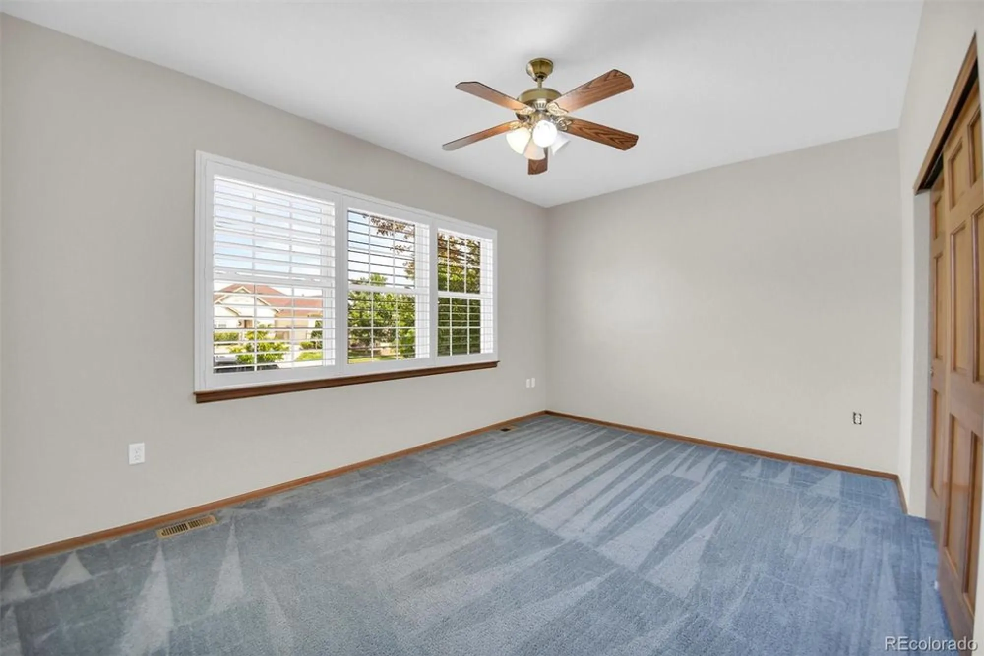 Property Slideshow image 26 of 34 | 23464 e heritage pkwy, Aurora, CO, 80016