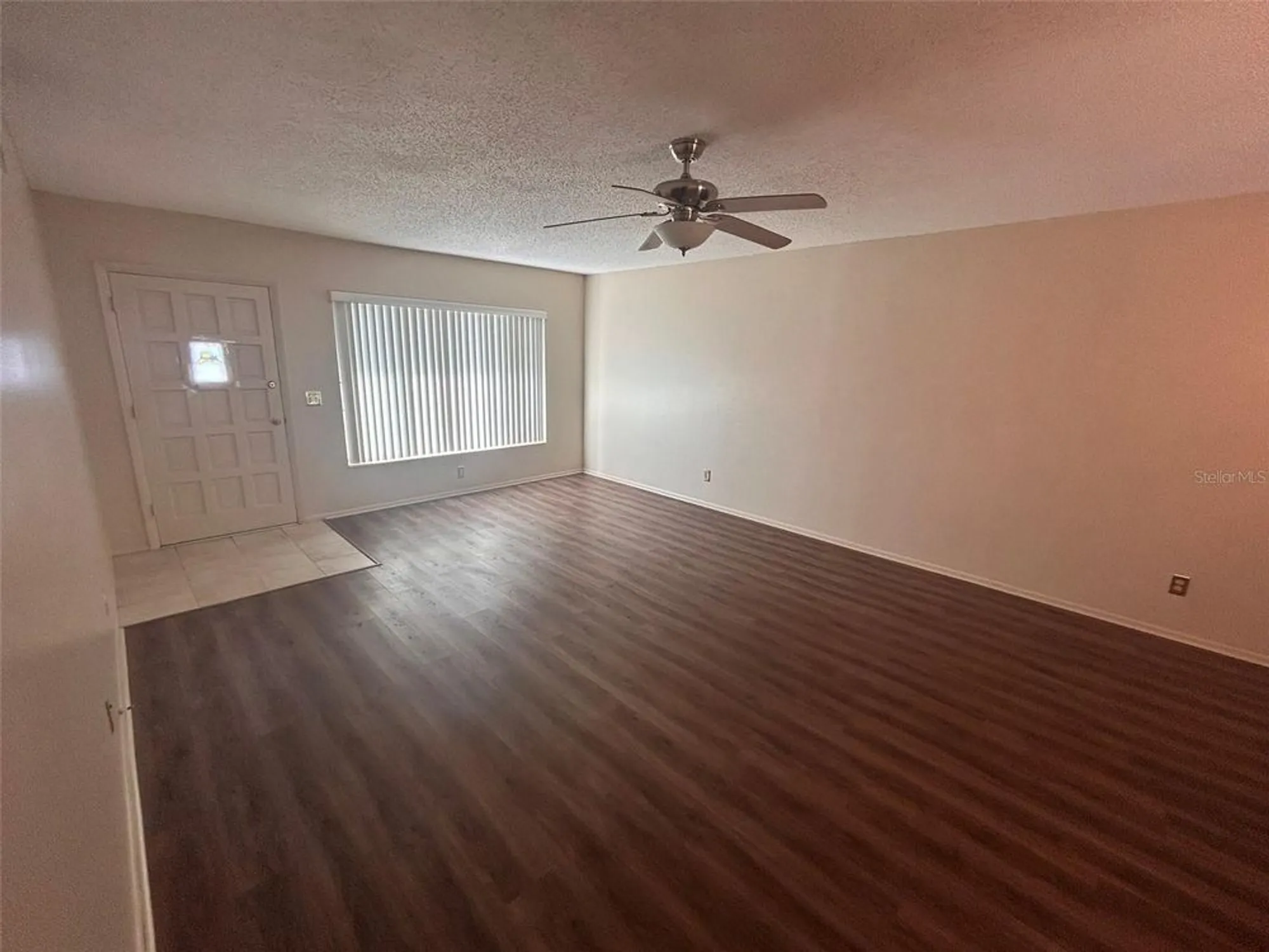 Property Slideshow image 31 of 55 | 2402 ecuadorian way apt 18, Clearwater, FL, 33763