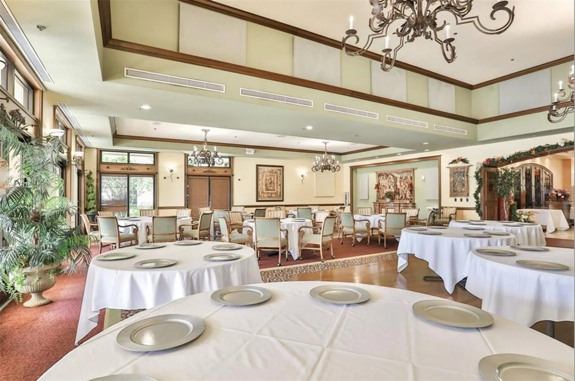 Property Slideshow image 30 of 43 | 305 siena vista pl, Sun City Center, FL, 33573