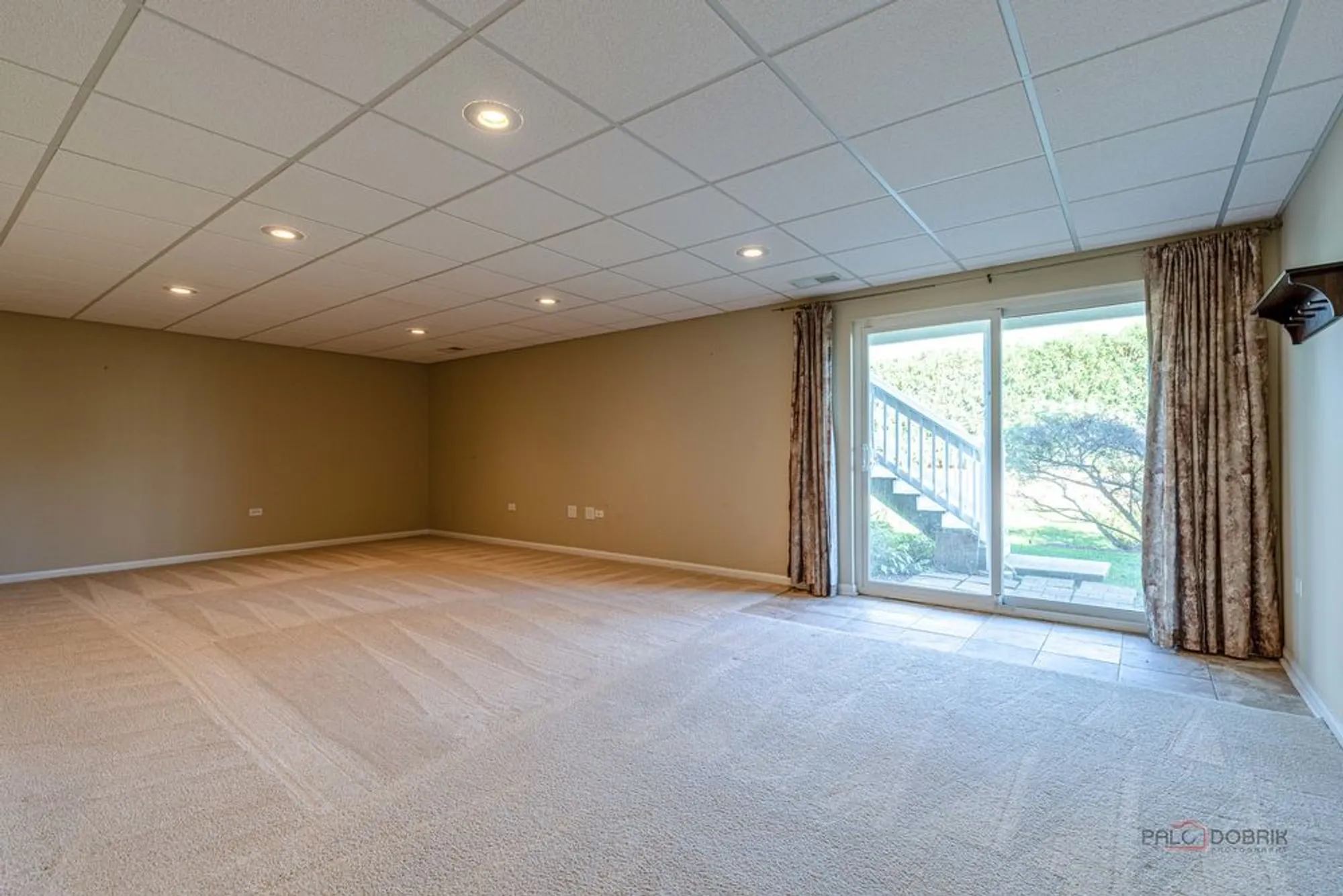 Property Slideshow image 29 of 39 | 3768 canton cir, Mundelein, IL, 60060