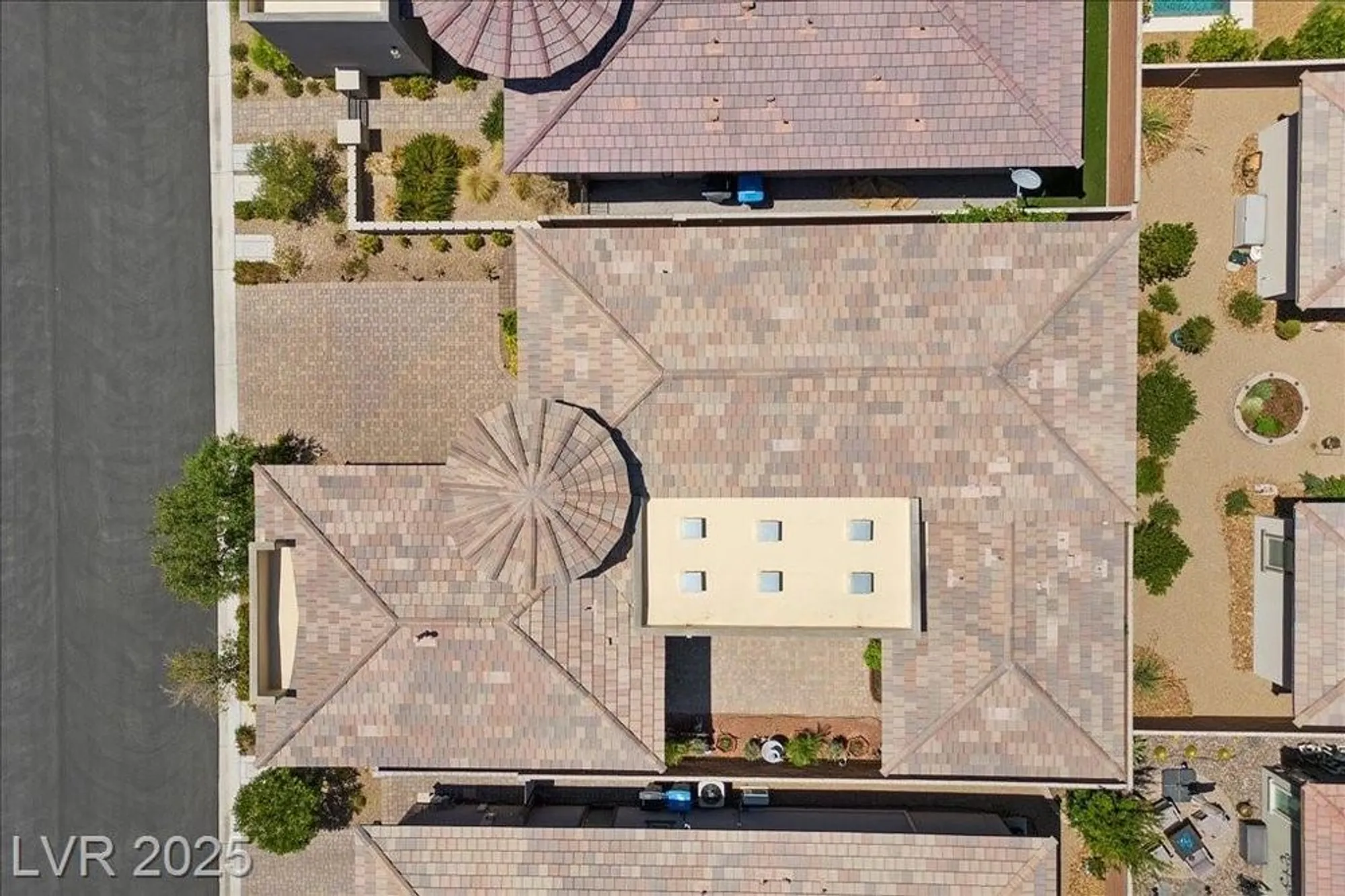 Property Slideshow image 47 of 77 | 6722 desert crimson st, Las Vegas, NV, 89148